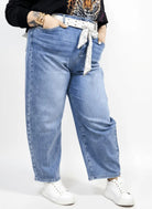 Spodnie jeansowe plus size M'Sara z prostą nogawką i wysokim stanem Stylowa XL