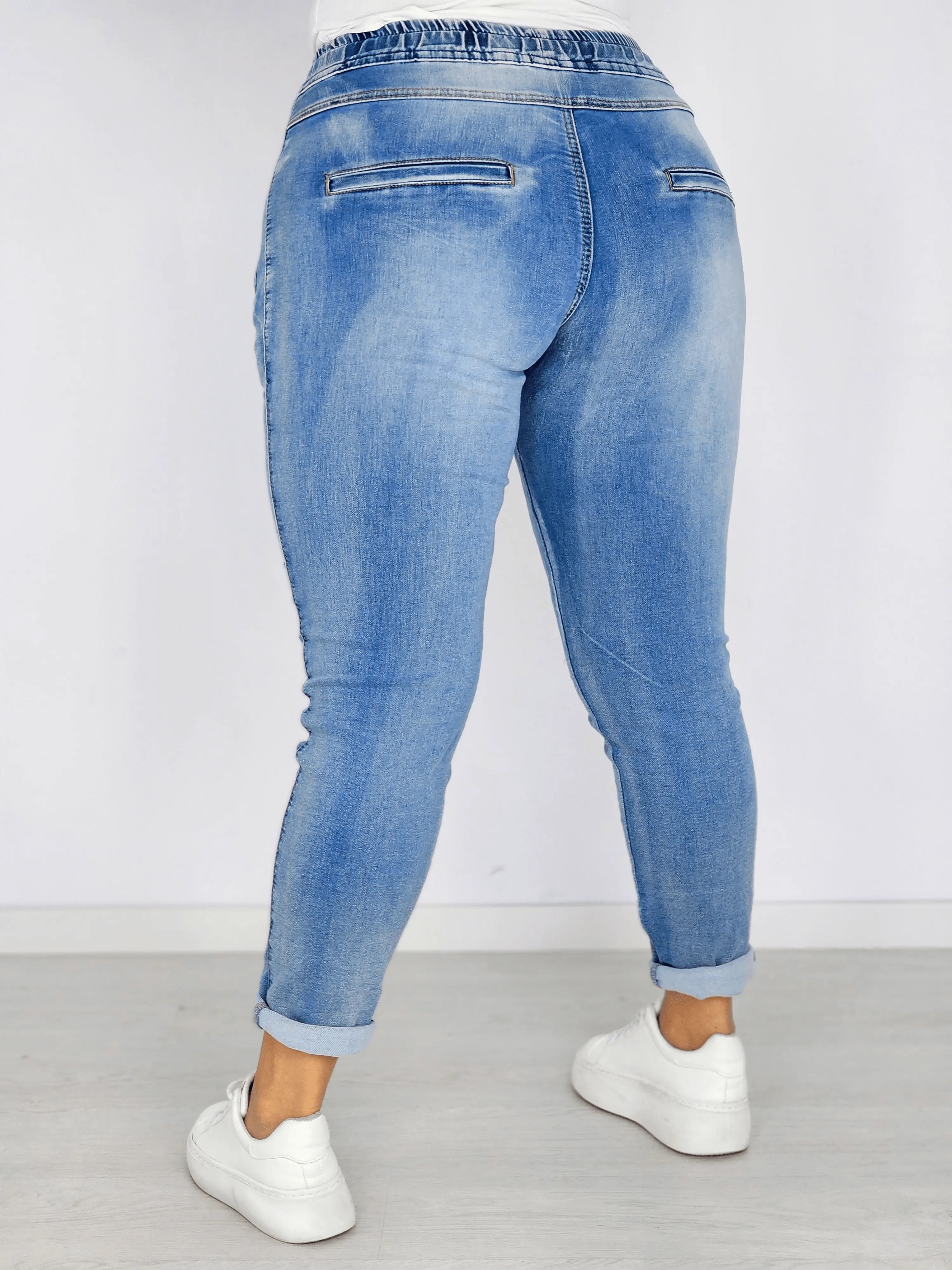 Spodnie jeansowe z kieszeniami zapinanymi na zamek Stylowa XL