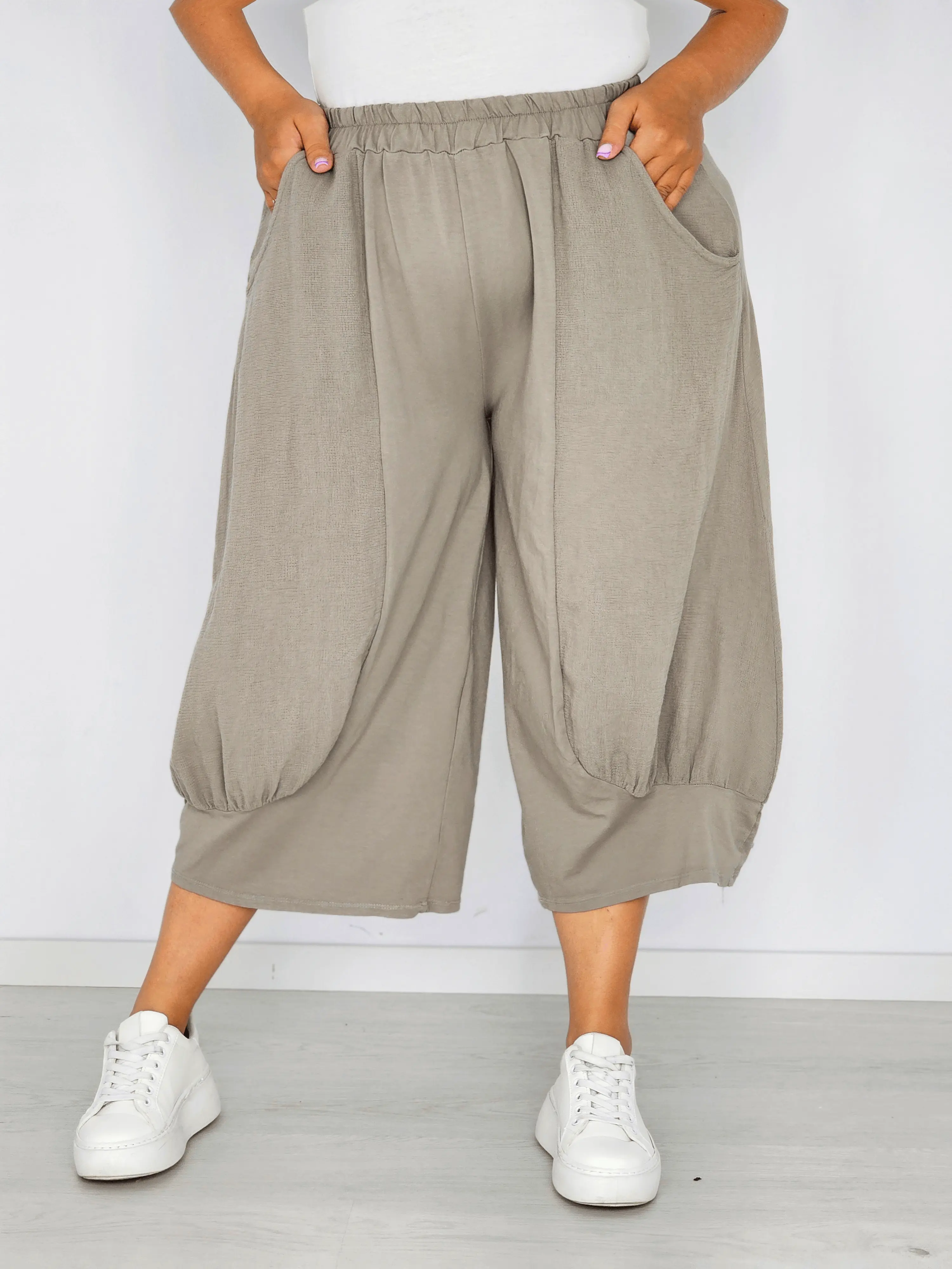 Spodnie kuloty z marszczeniem Stylowa XL