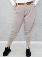 Spodnie masełkowe ze ściągaczem Stylowa XL