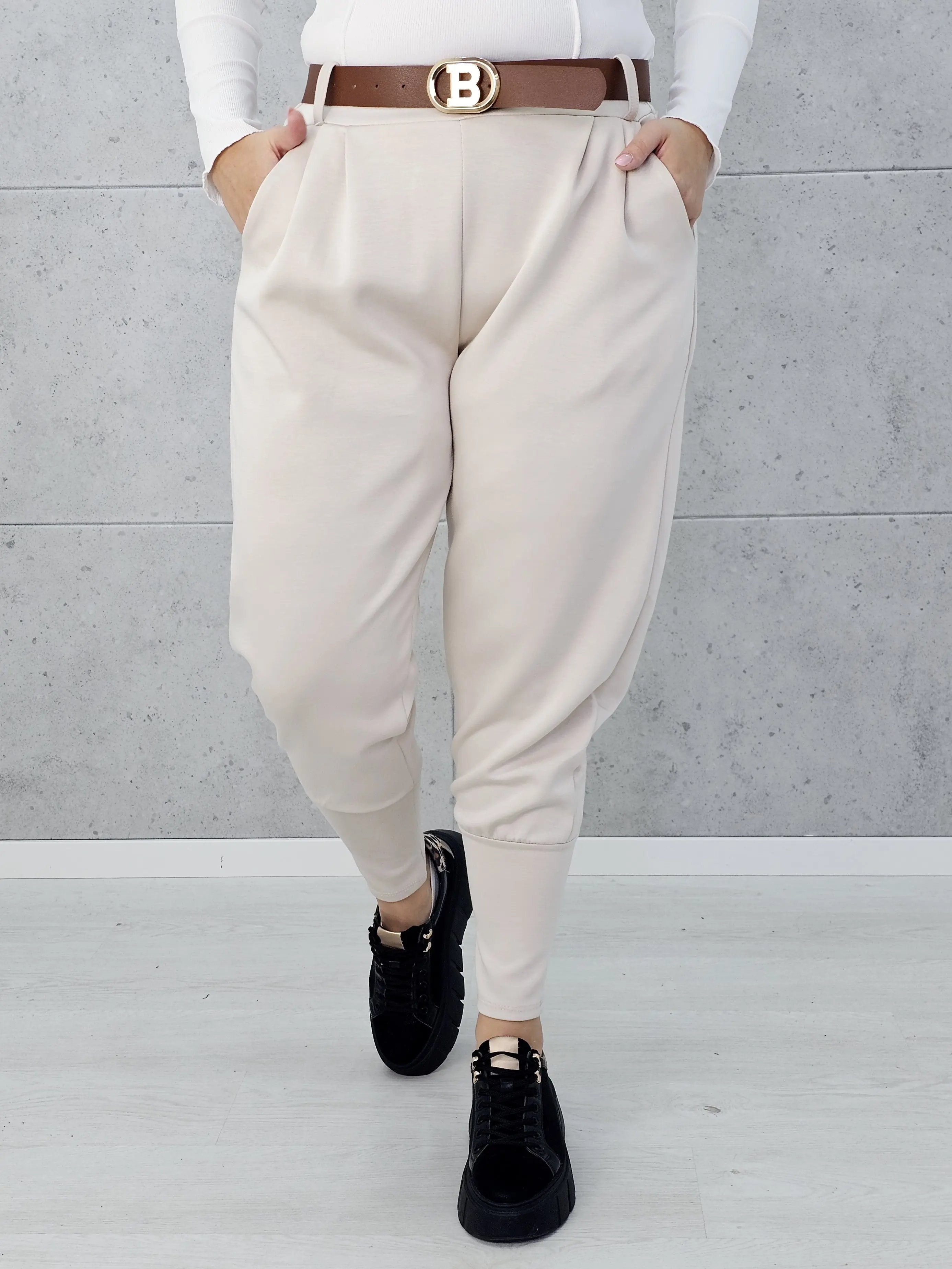 Spodnie masełkowe ze ściągaczem Stylowa XL