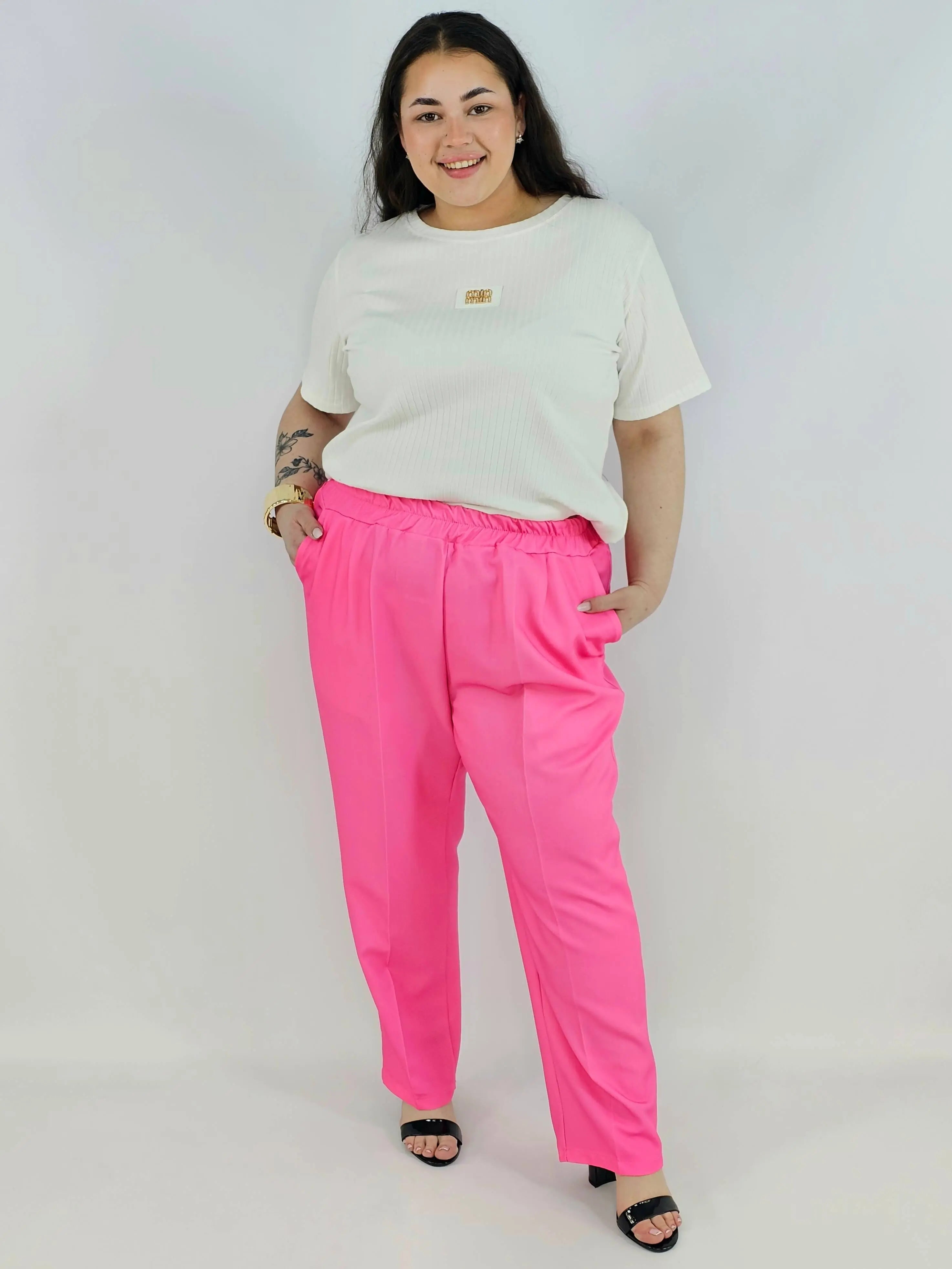 Spodnie plus size – wygodne, stylowe i idealne na każdą okazję Stylowa XL