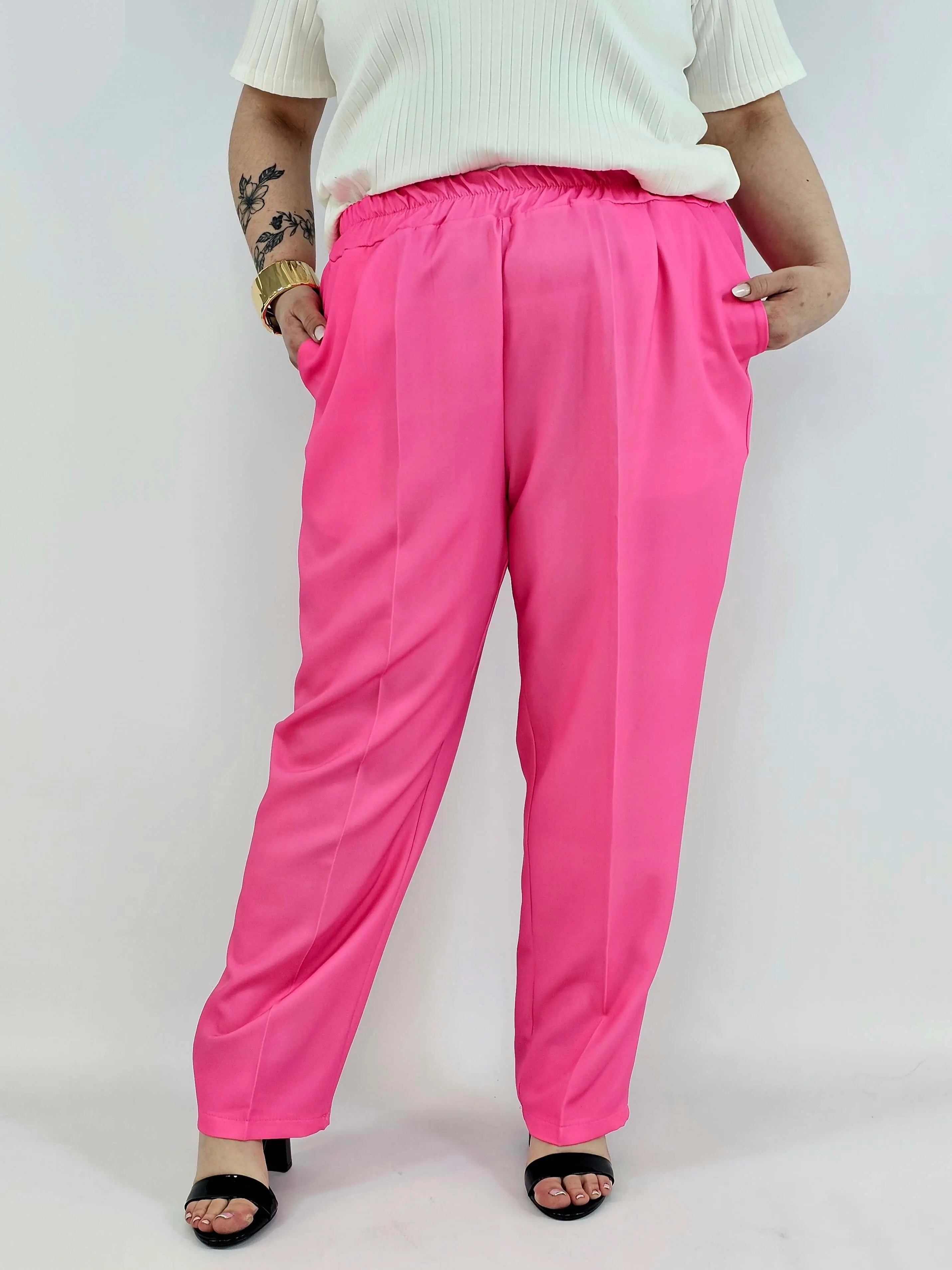 Spodnie plus size – wygodne, stylowe i idealne na każdą okazję Stylowa XL