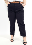 Spodnie plus size eleganckie damskie z prostą nogawką – czarne Stylowa XL
