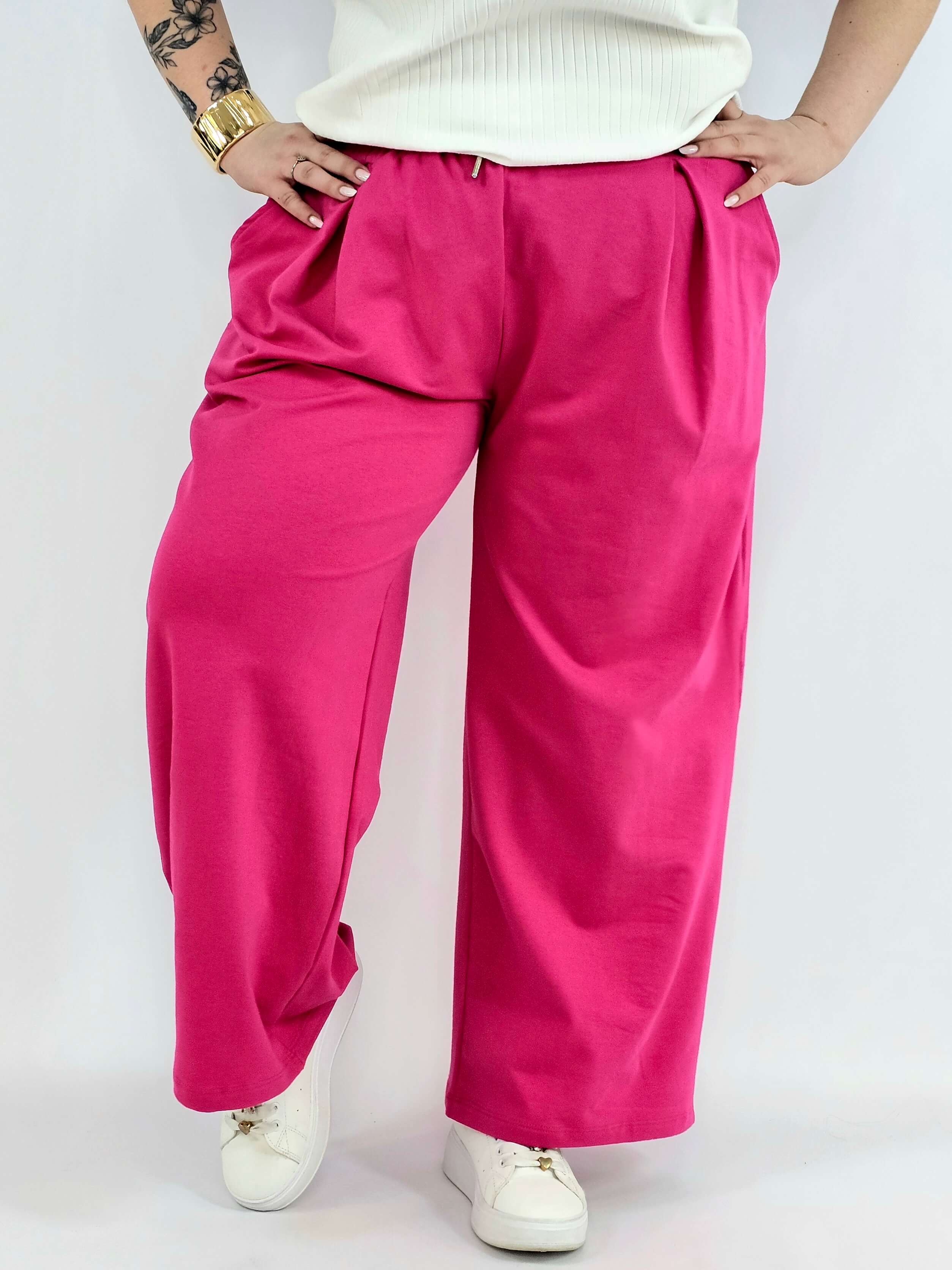 Spodnie plus size szerokie – wygodne spodnie XXL z gumką w pasie Stylowa XL