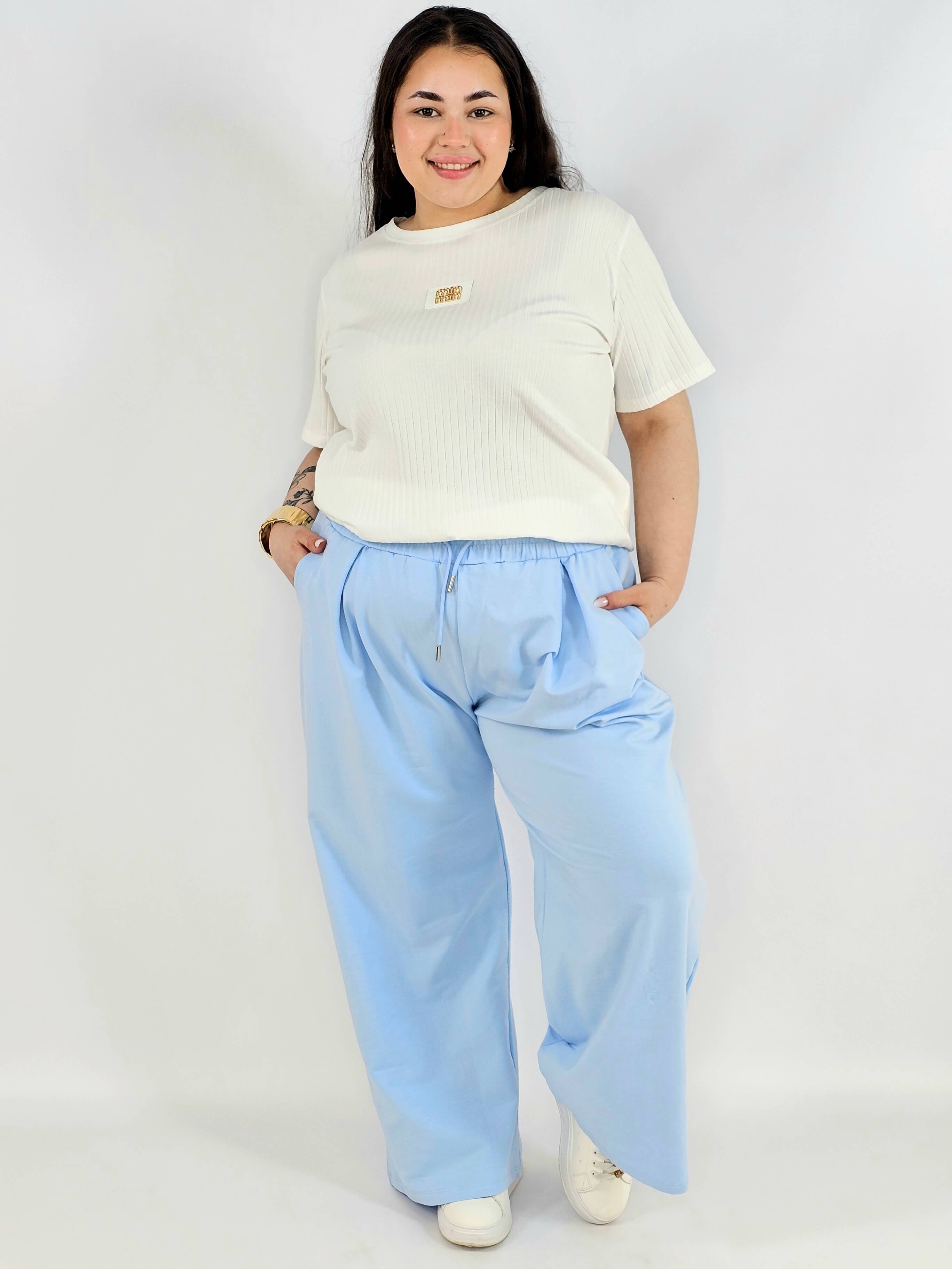 Spodnie plus size szerokie – wygodne spodnie XXL z gumką w pasie Stylowa XL