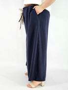 Spodnie plus size szerokie z gumką w pasie i wiązaniem XXL Stylowa XL