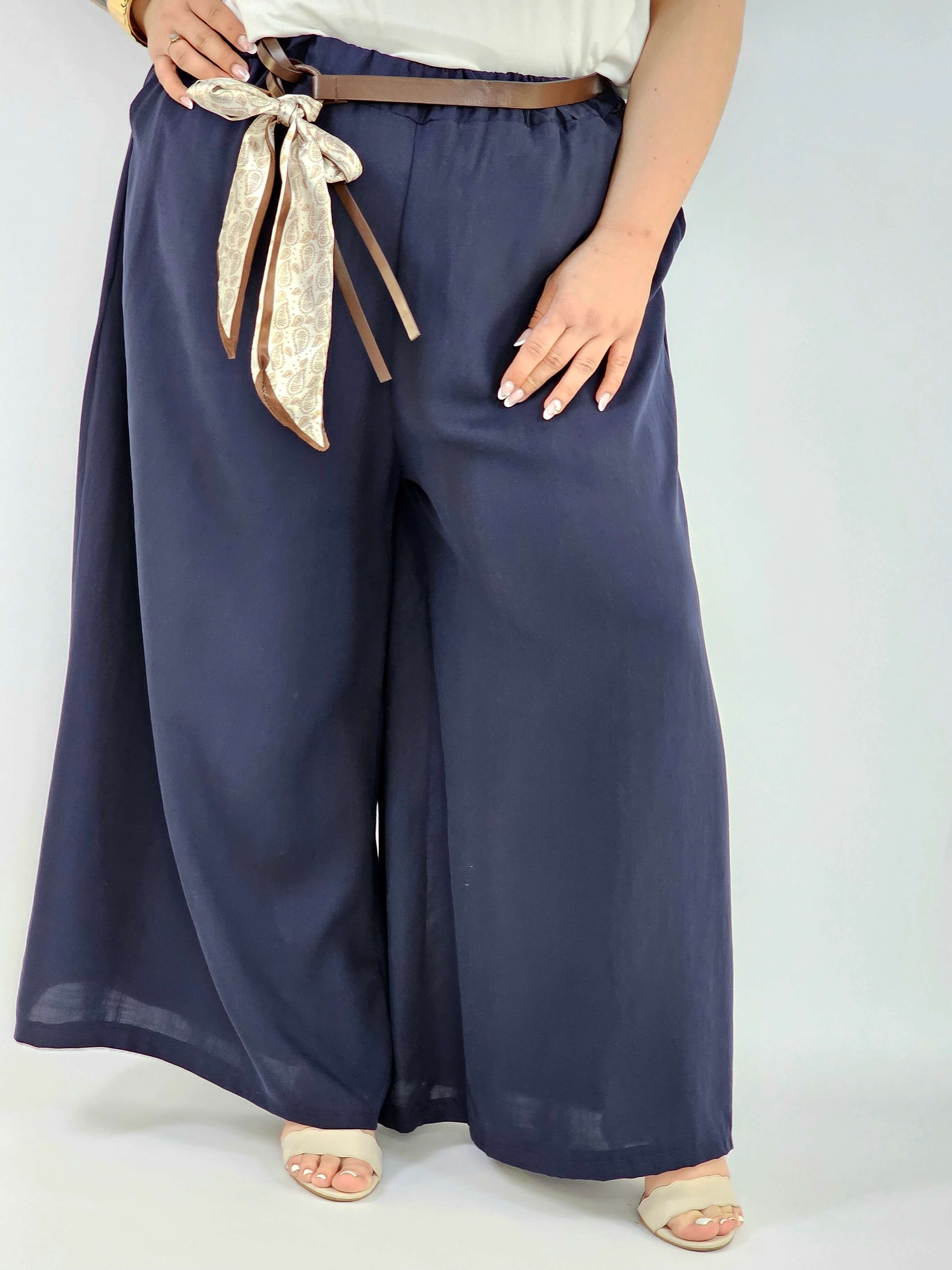 Spodnie plus size szerokie z gumką w pasie i wiązaniem XXL Stylowa XL