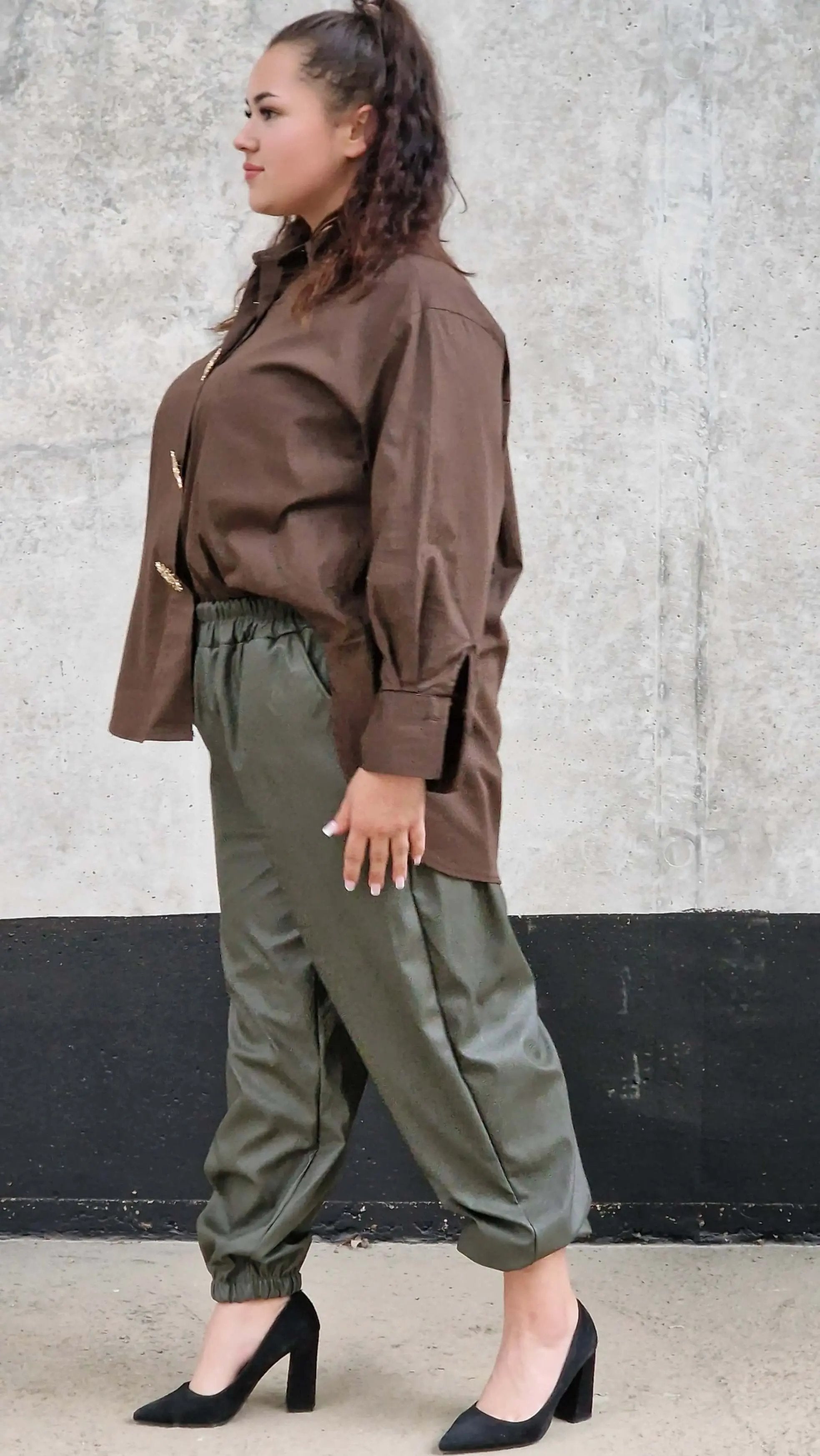 Spodnie z eko-skóry z gumką Stylowa XL