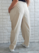 Spodnie z lekko technicznym twistem Stylowa XL