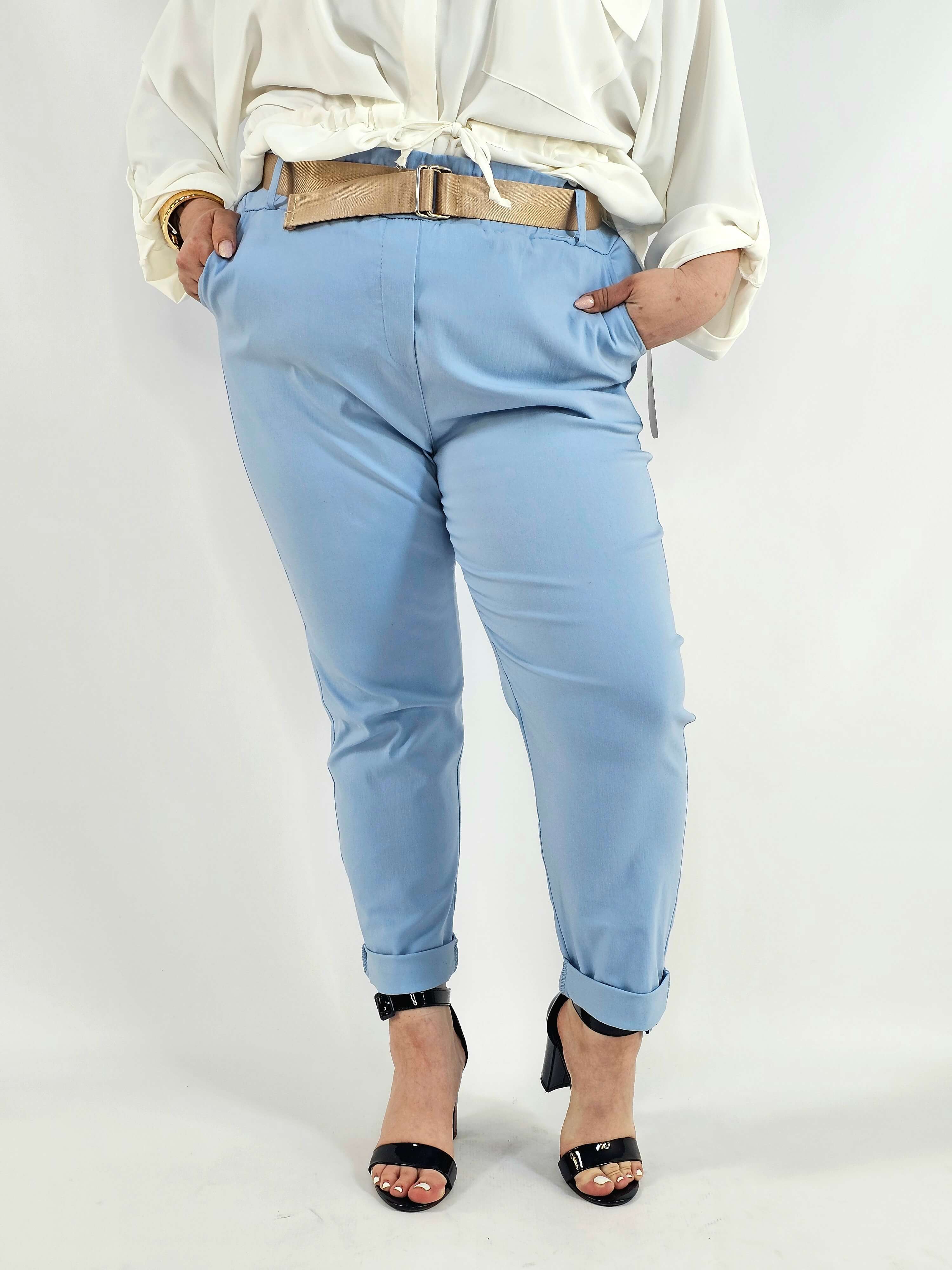 Spodnie z paskiem – eleganckie i wygodne spodnie XXL dla kobiet Stylowa XL