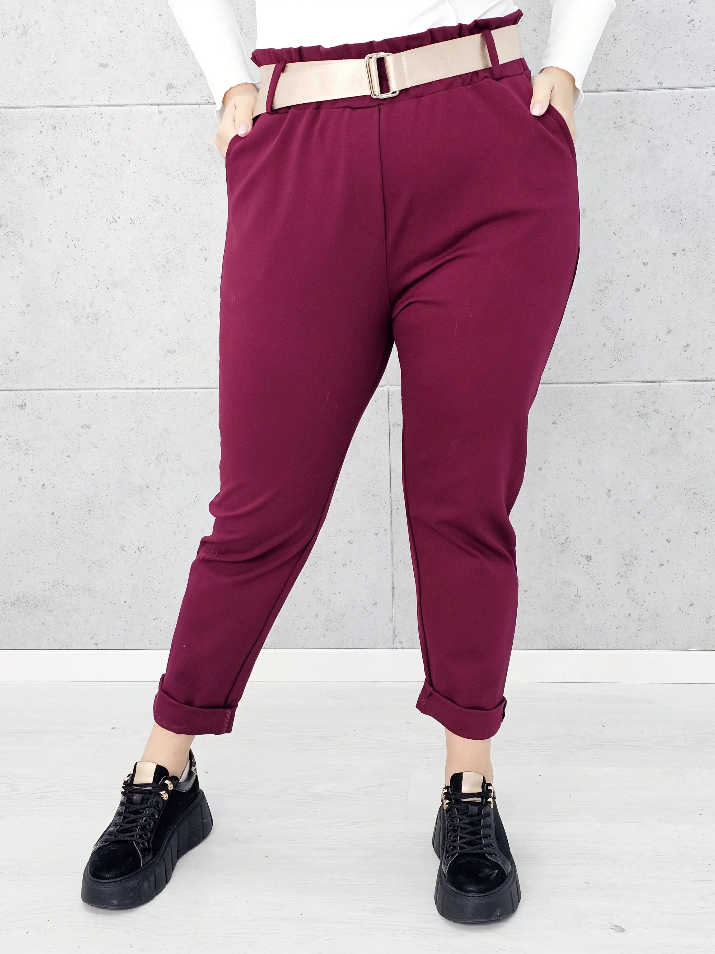 Spodnie z paskiem – eleganckie i wygodne spodnie XXL dla kobiet Stylowa XL
