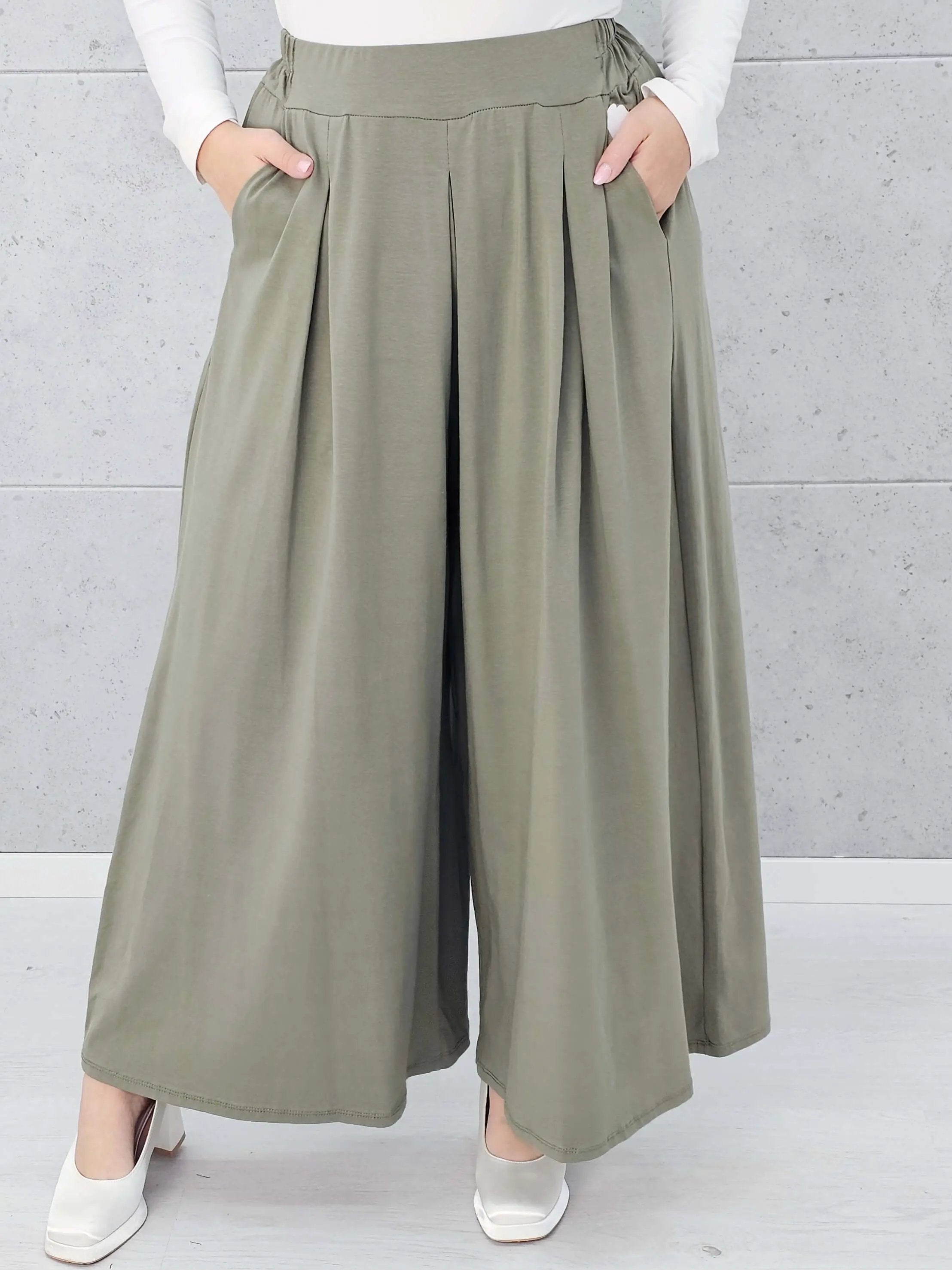 Spodnie z szeroką nogawką Stylowa XL