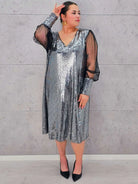 Srebrna sukienka z cekinami i tiulem Stylowa XL