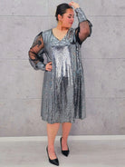 Srebrna sukienka z cekinami i tiulem Stylowa XL
