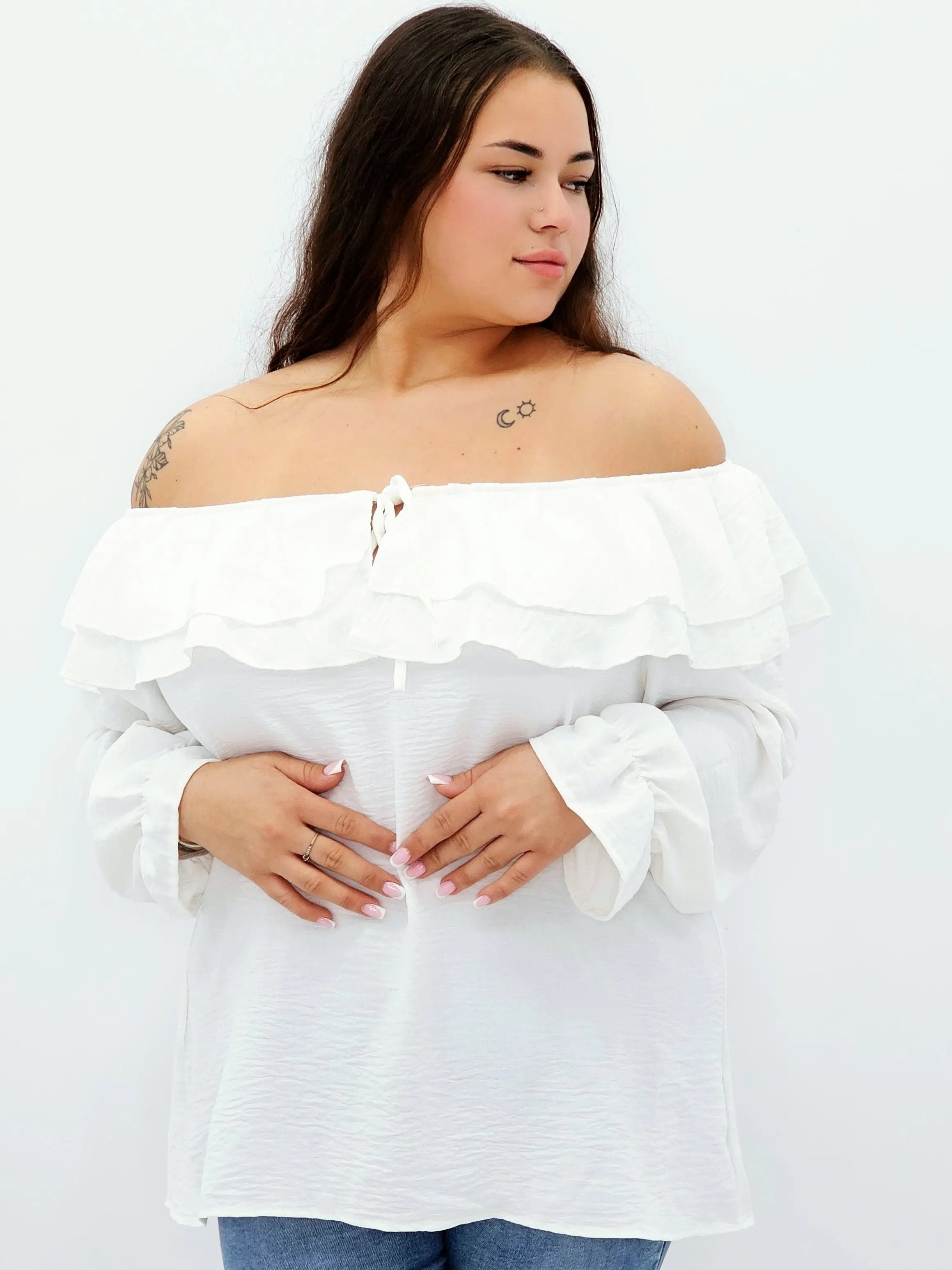 Stylowa bluzka z falbanami i odkrytymi ramionami Stylowa XL