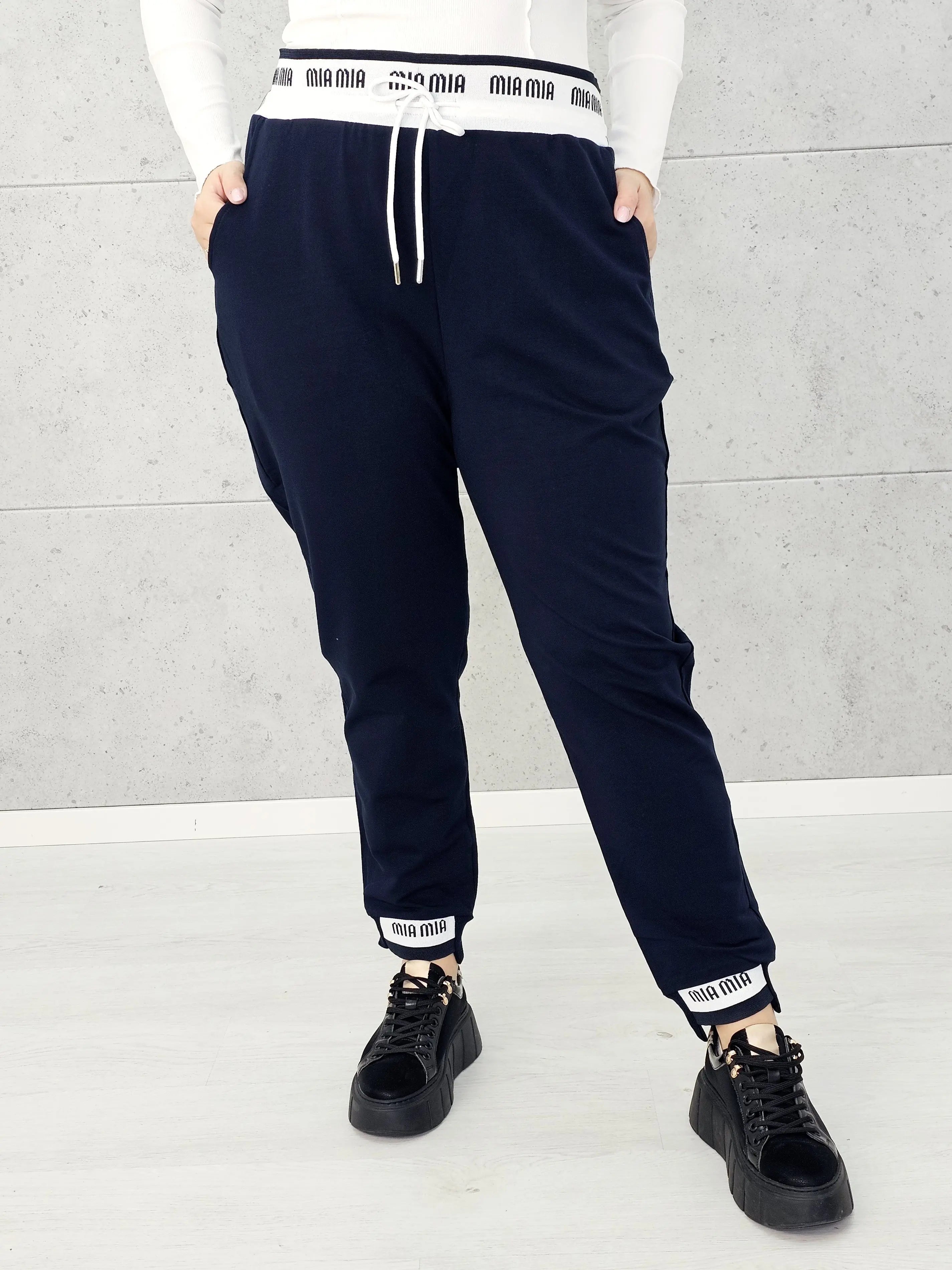 Stylowe Spodnie Dresowe Plus Size StylowaXL – Sportowy Luz w Modnym Wydaniu Stylowa XL