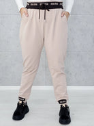 Stylowe Spodnie Dresowe Plus Size StylowaXL – Sportowy Luz w Modnym Wydaniu Stylowa XL