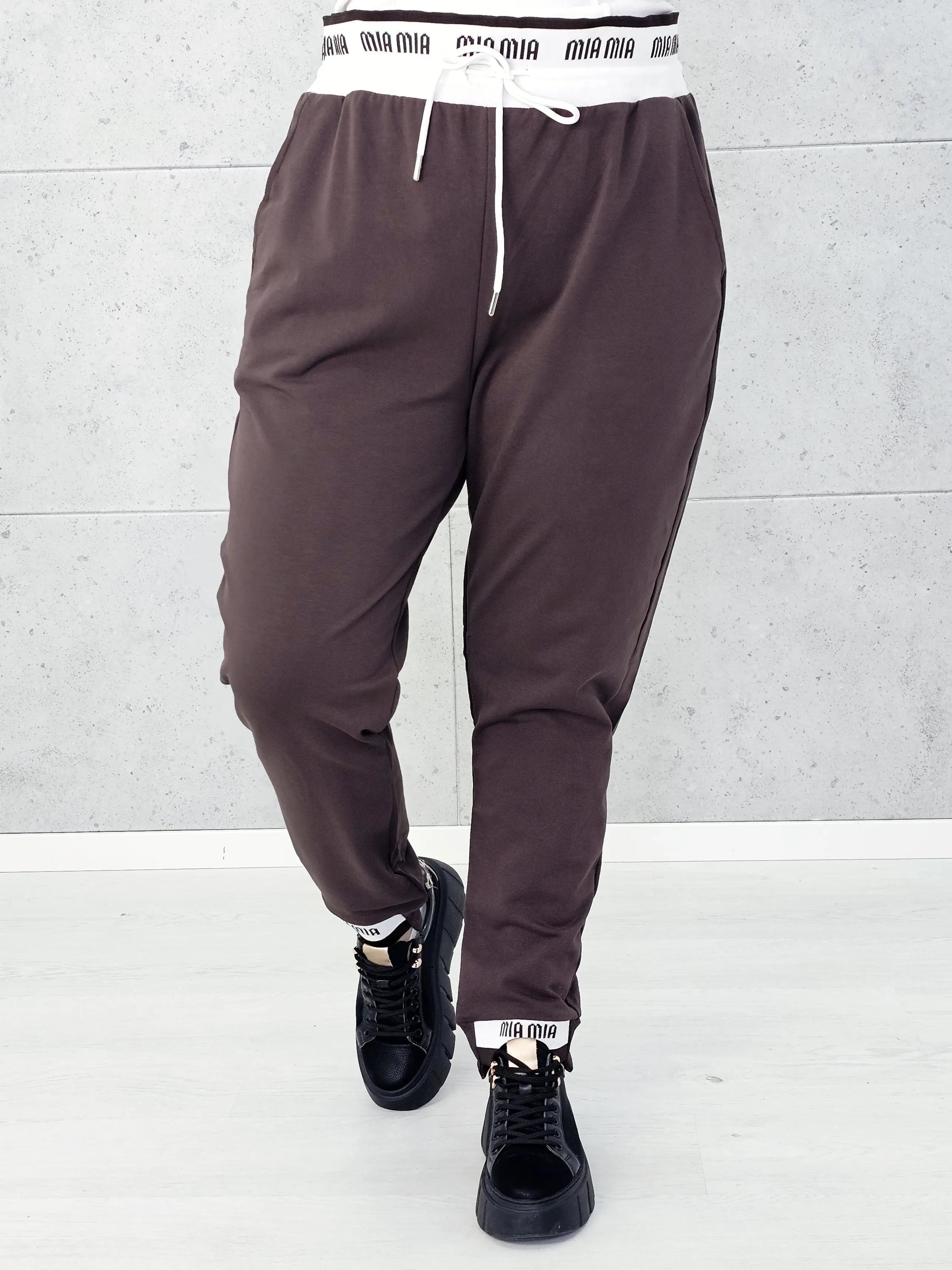 Stylowe Spodnie Dresowe Plus Size StylowaXL – Sportowy Luz w Modnym Wydaniu Stylowa XL