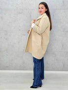 Stylowy płaszcz plus size – elegancki, ciepły i wygodny model XXL na chłodniejsze dni Stylowa XL