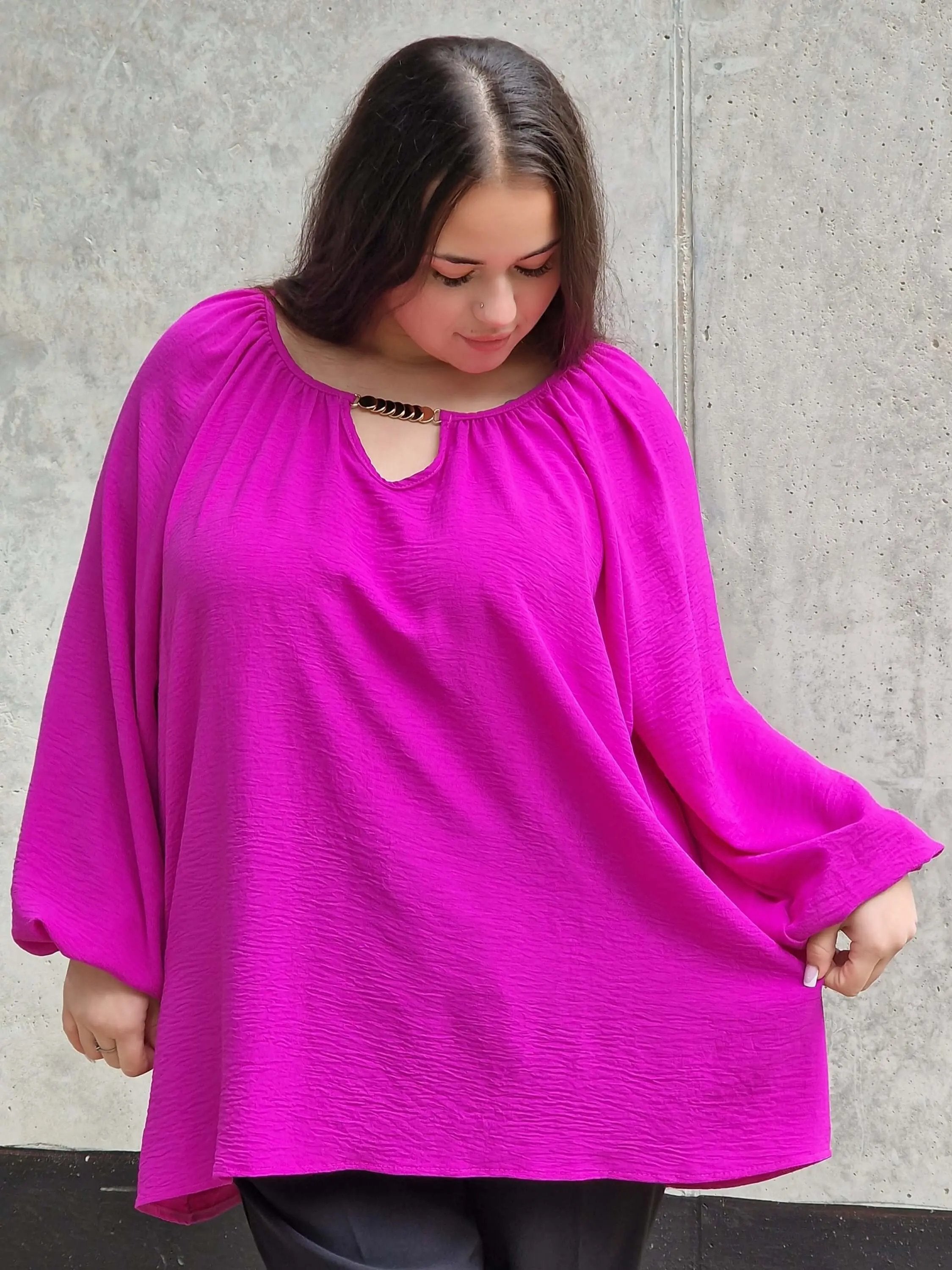 Subtelna elegancja i wygoda  bluzka. Stylowa XL