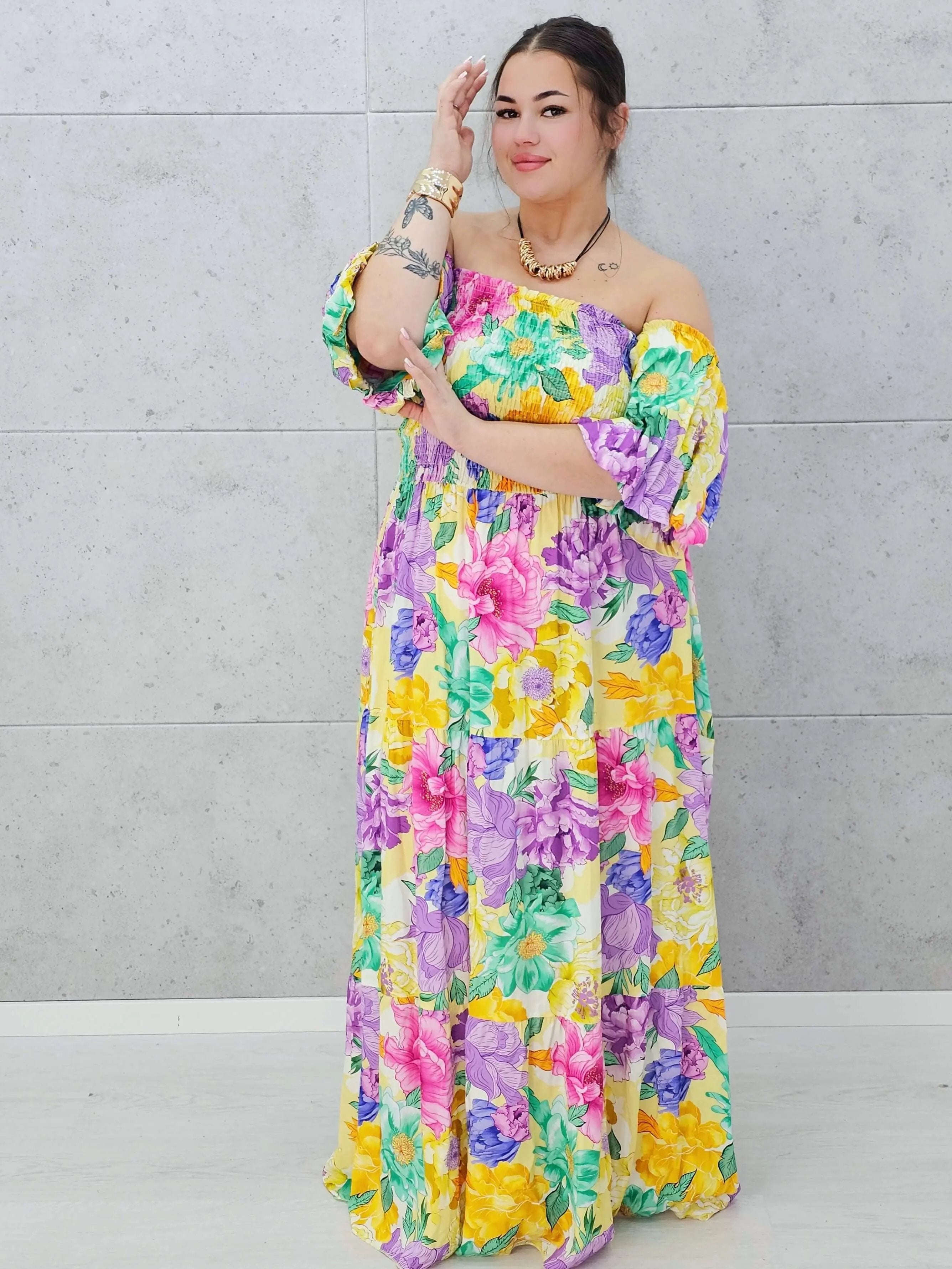 Sukienka Hiszpanka, kwiatowa elegancja Stylowa XL