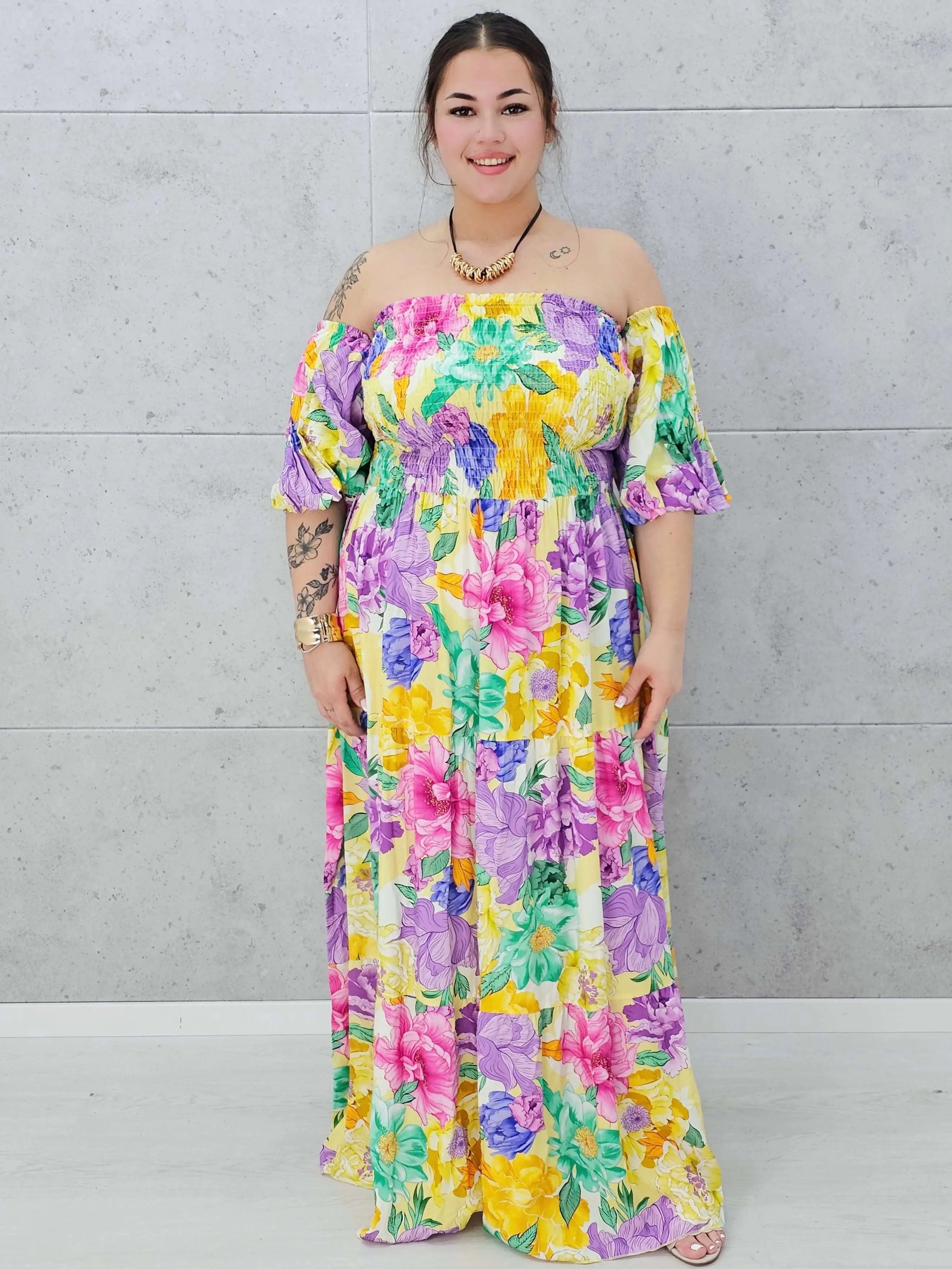 Sukienka Hiszpanka, kwiatowa elegancja Stylowa XL