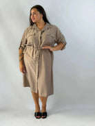 Sukienka Koszulowa Plus Size – Stylowa I Komfortowa Propozycja W Nowoczesnym Wydaniu Stylowa XL