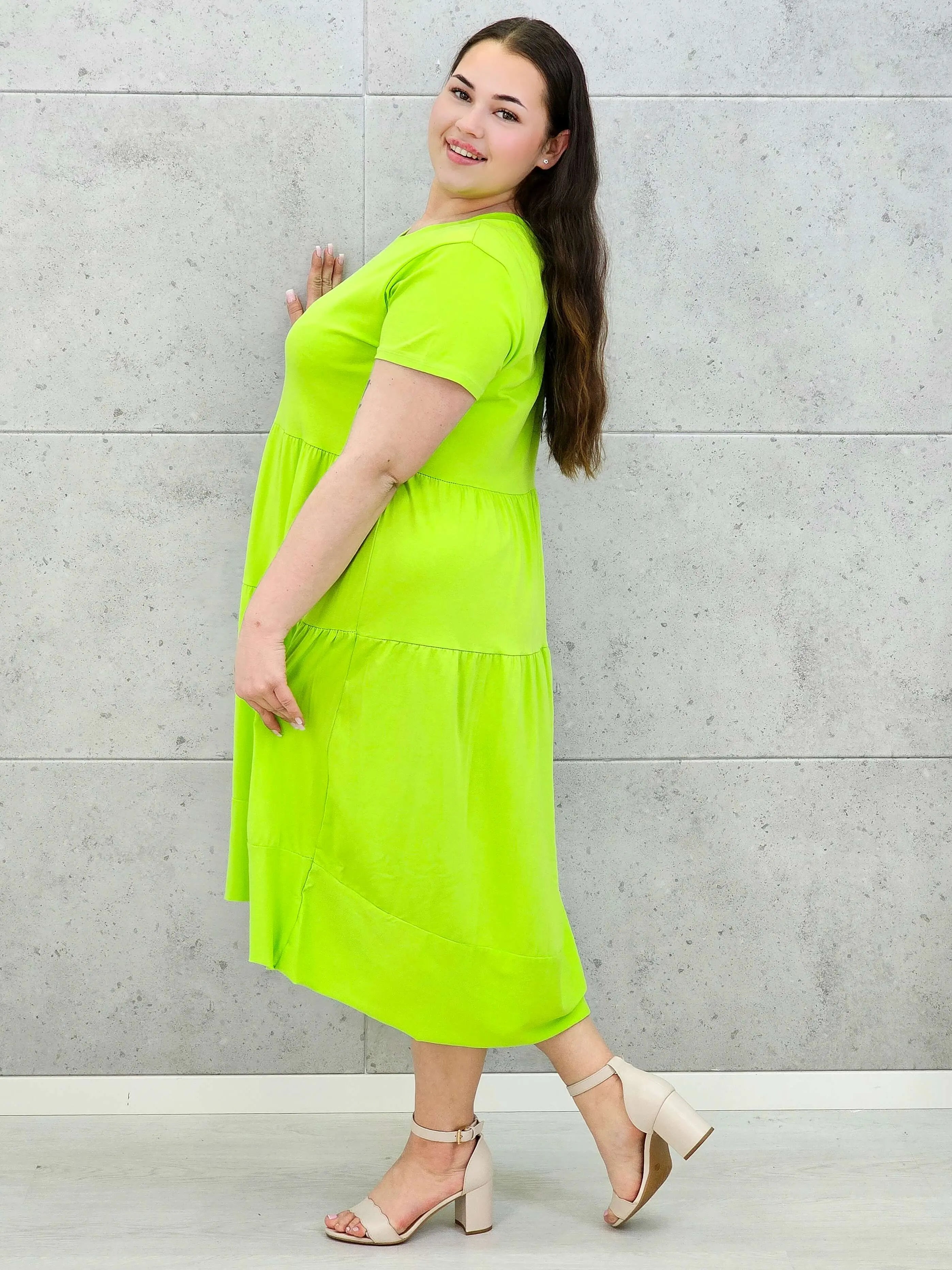 Sukienka Midi z Krótkim Rękawem Stylowa XL