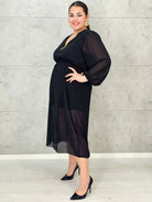 Sukienka Plus Size Dekolt w Serek – Talia z Gumką, Pasek, Podszewka XXL Stylowa XL