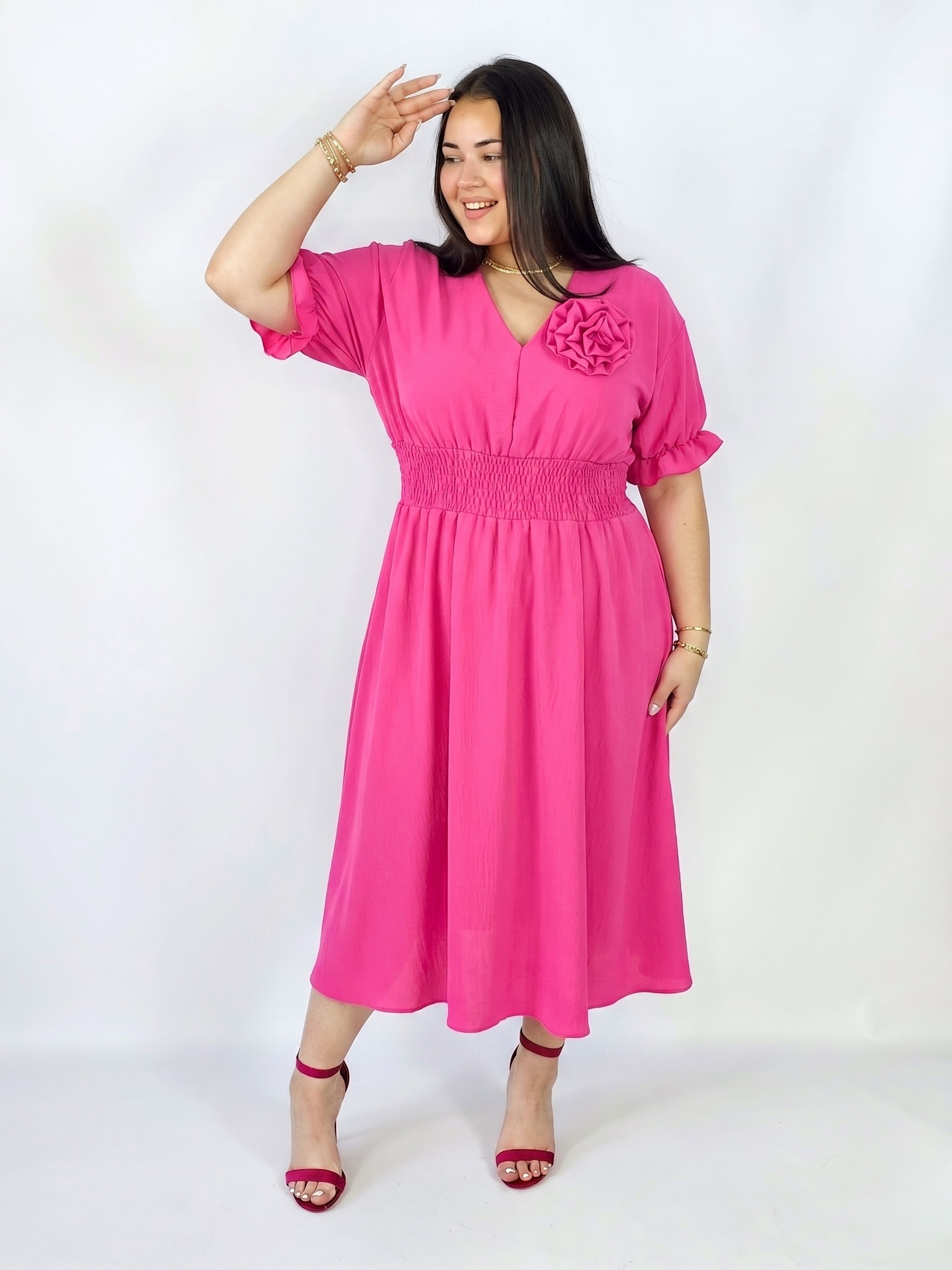 Sukienka Plus Size Midi Z Marszczoną Talią I Kwiatem Stylowa XL
