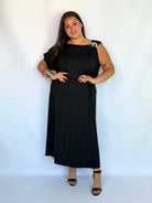 Sukienka Plus Size z Ozdobną Broszką – Elegancka Sukienka Damska XXL Stylowa XL