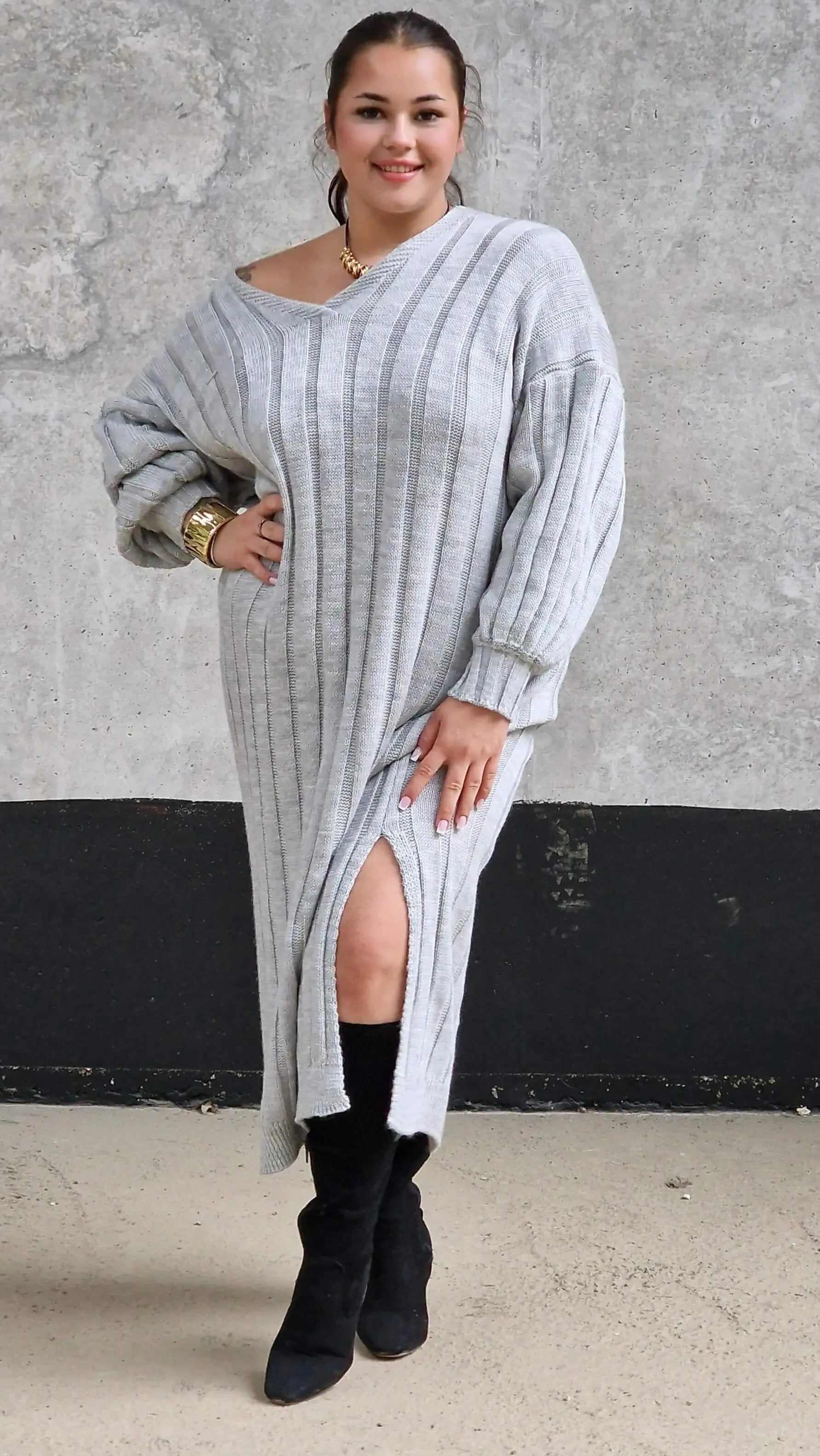 Sukienka Swetrowa z Dekoltem w Serek Stylowa XL