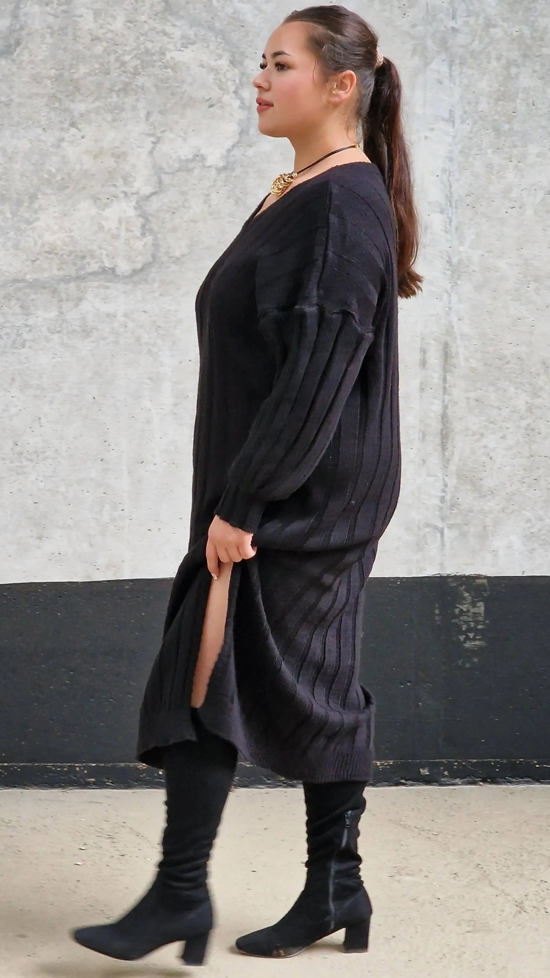 Sukienka Swetrowa z Dekoltem w Serek Stylowa XL