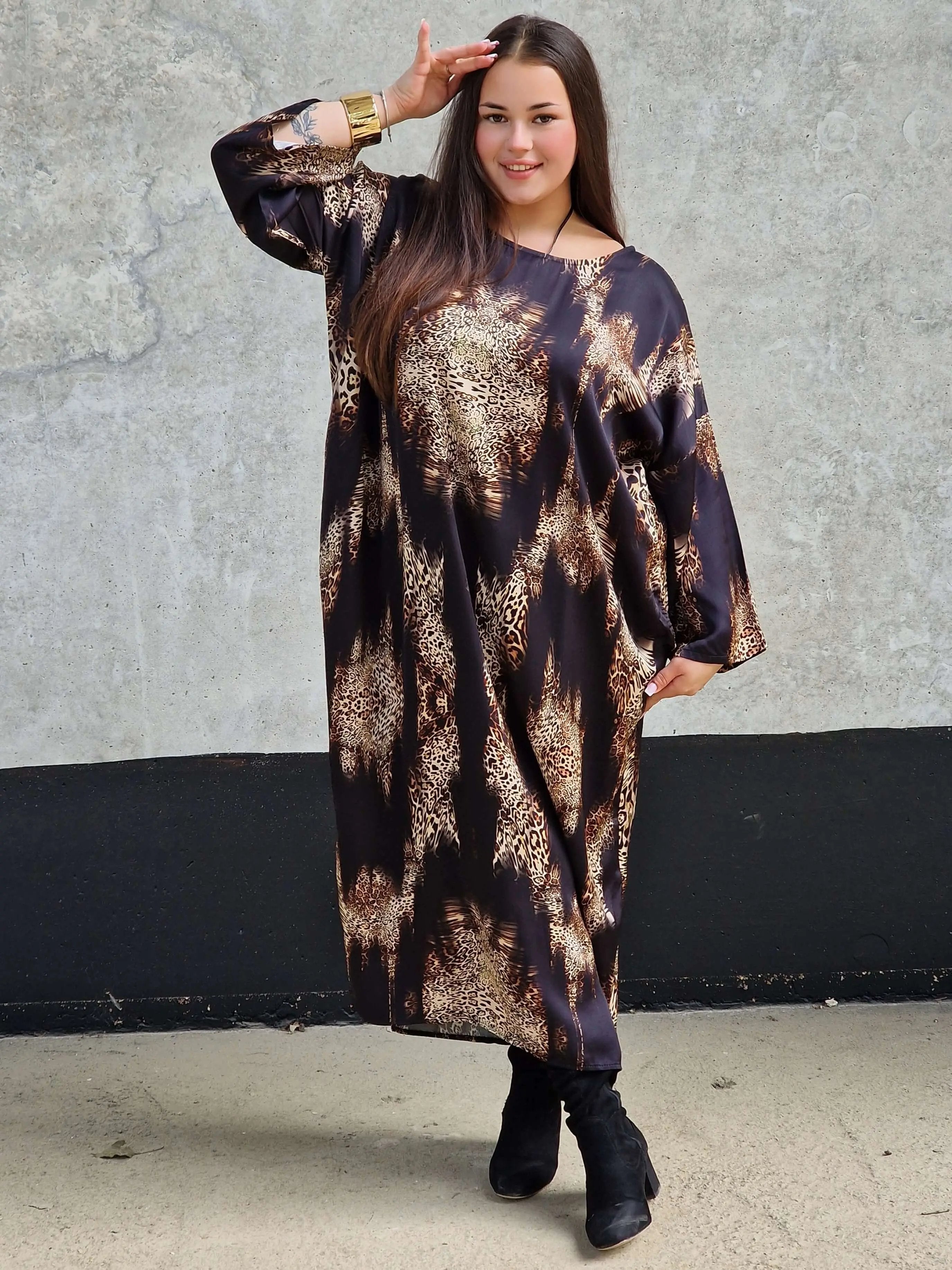 Sukienka "Wild Elegance" Stylowa XL