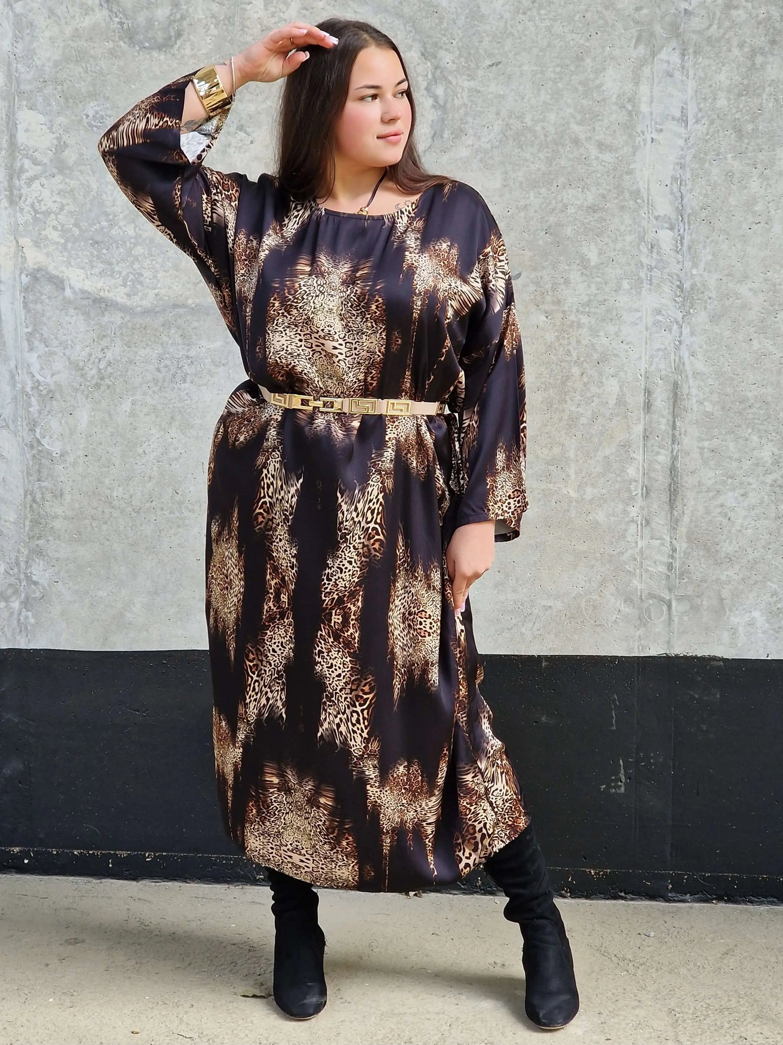 Sukienka "Wild Elegance" Stylowa XL