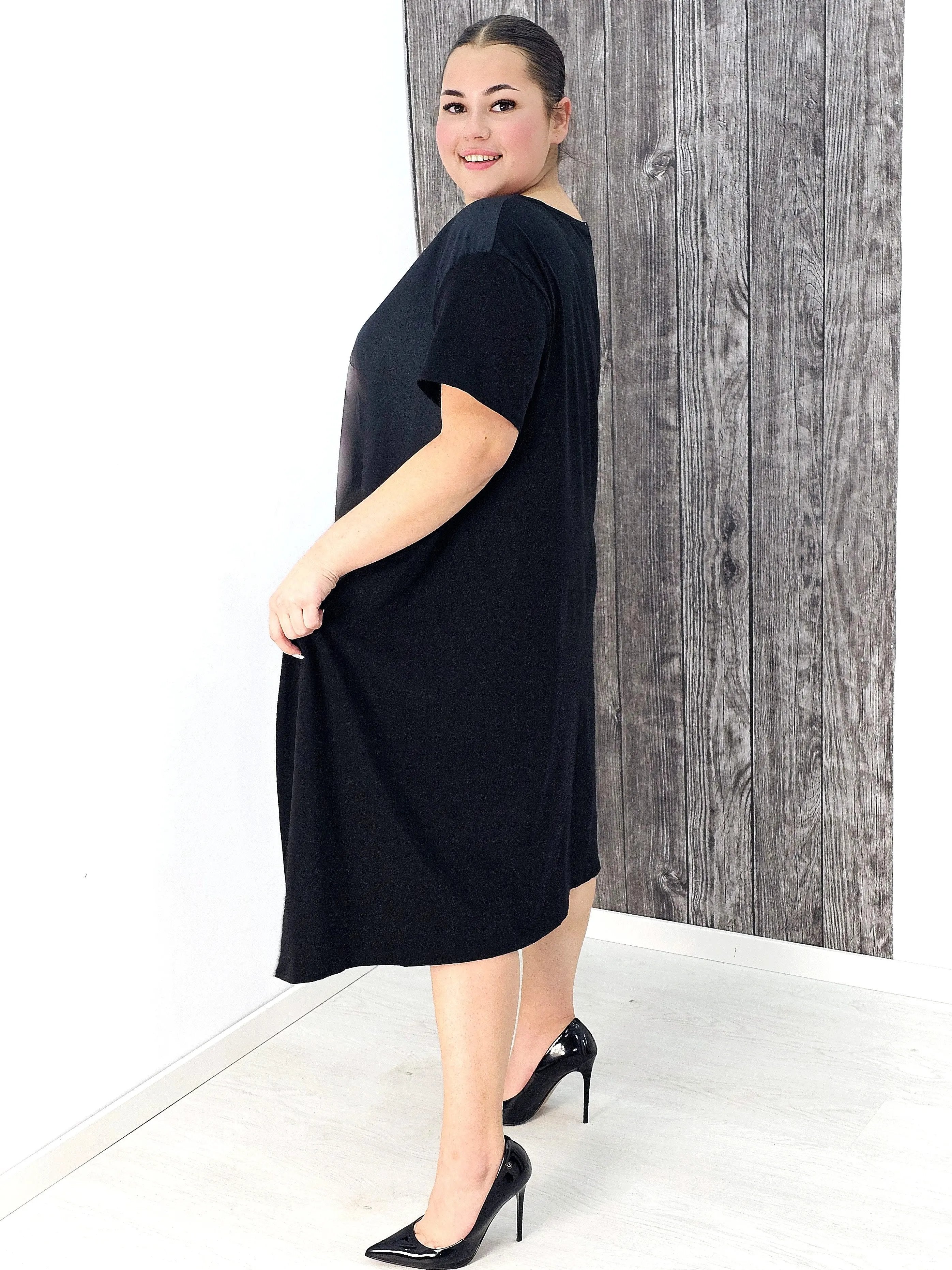 Sukienka asymetryczna z artystycznym nadrukiem Stylowa XL