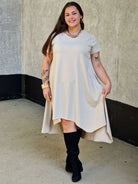 Sukienka basic z krótkim rękawem Stylowa XL