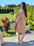 Sukienka basic z wycięciem na ramionach Stylowa XL