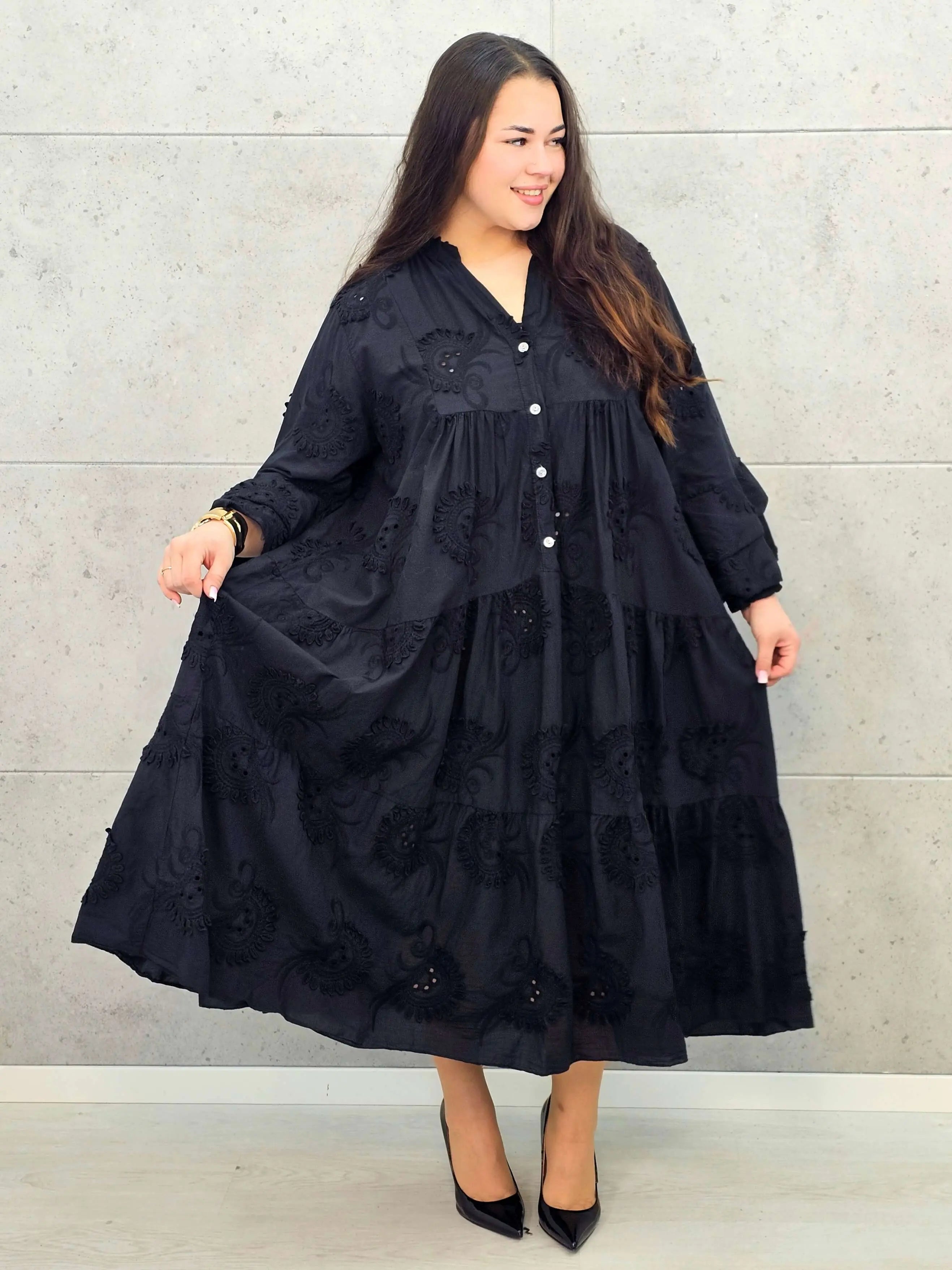 Sukienka bawełniana z haftem Stylowa XL