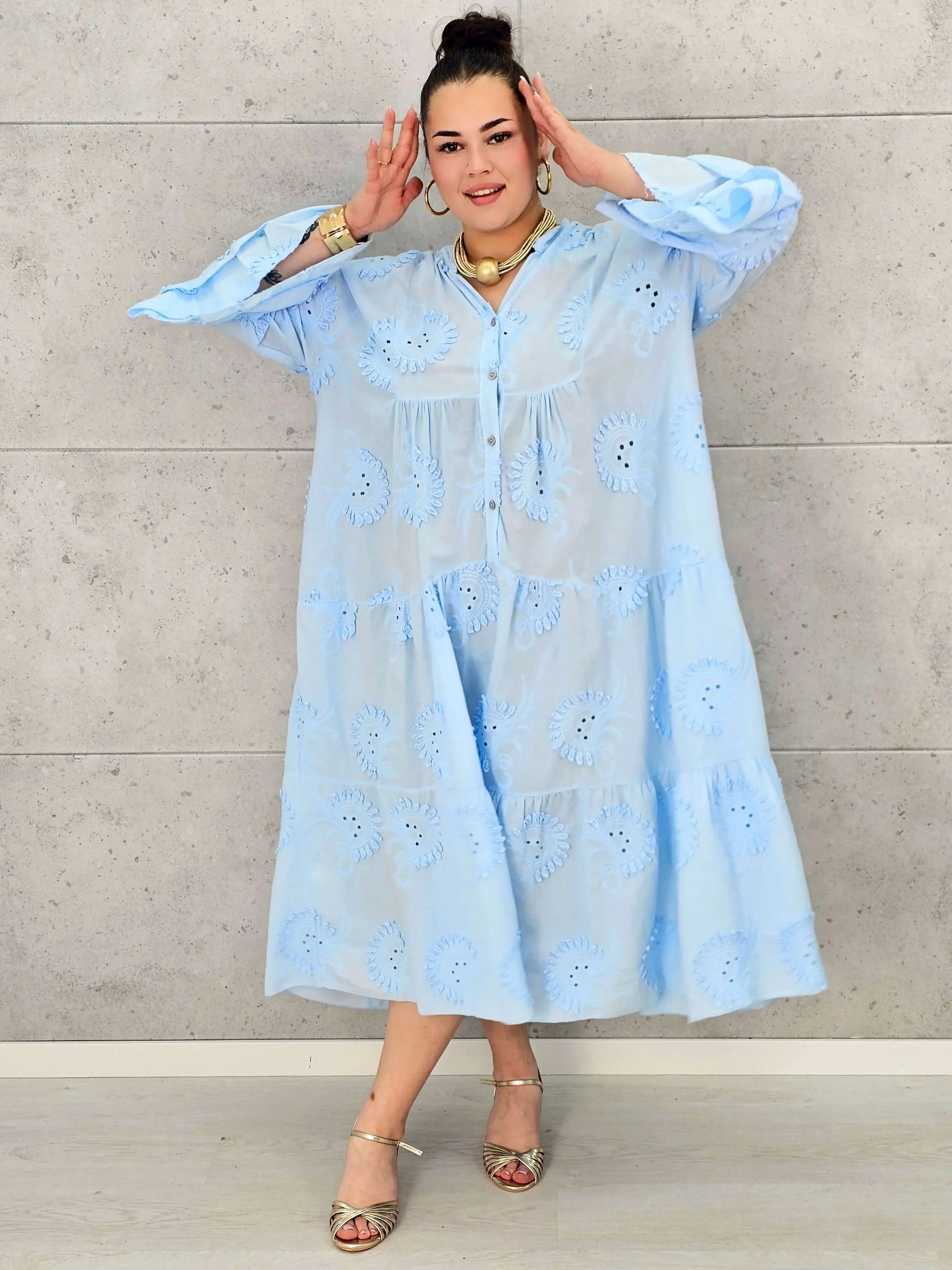 Sukienka bawełniana z haftem Stylowa XL