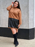 Sukienka bawełniana z wstawka eco skóry  na przodzie Stylowa XL