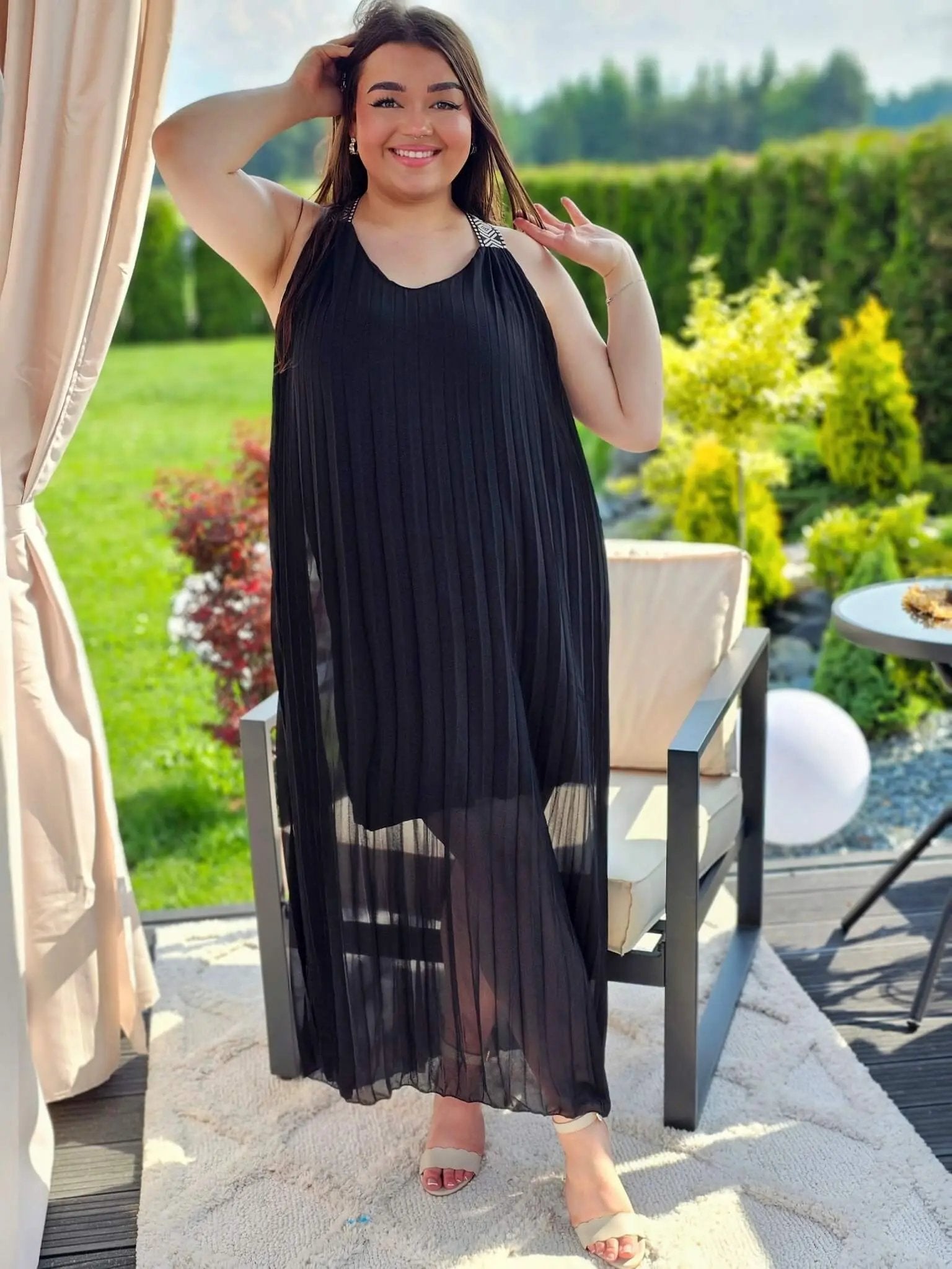 Sukienka elegancka czarna plisowana Stylowa XL