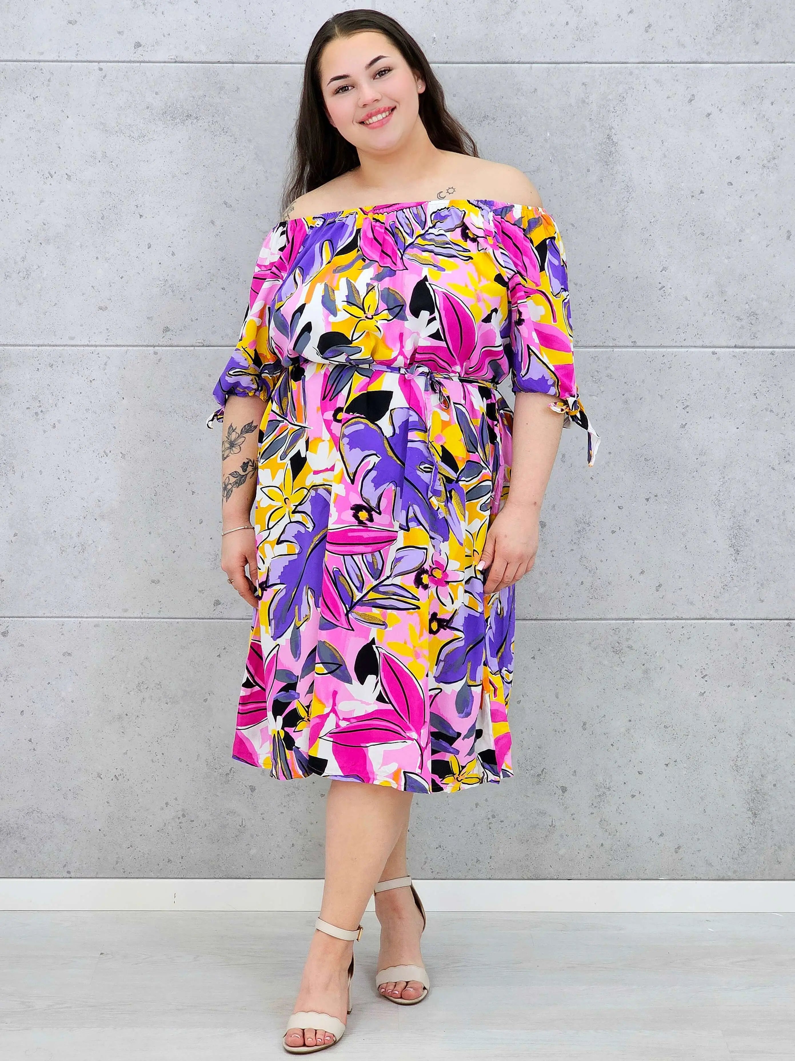 Sukienka hiszpanka midi z wiązanymi rękawami i kwiatowym printem Stylowa XL