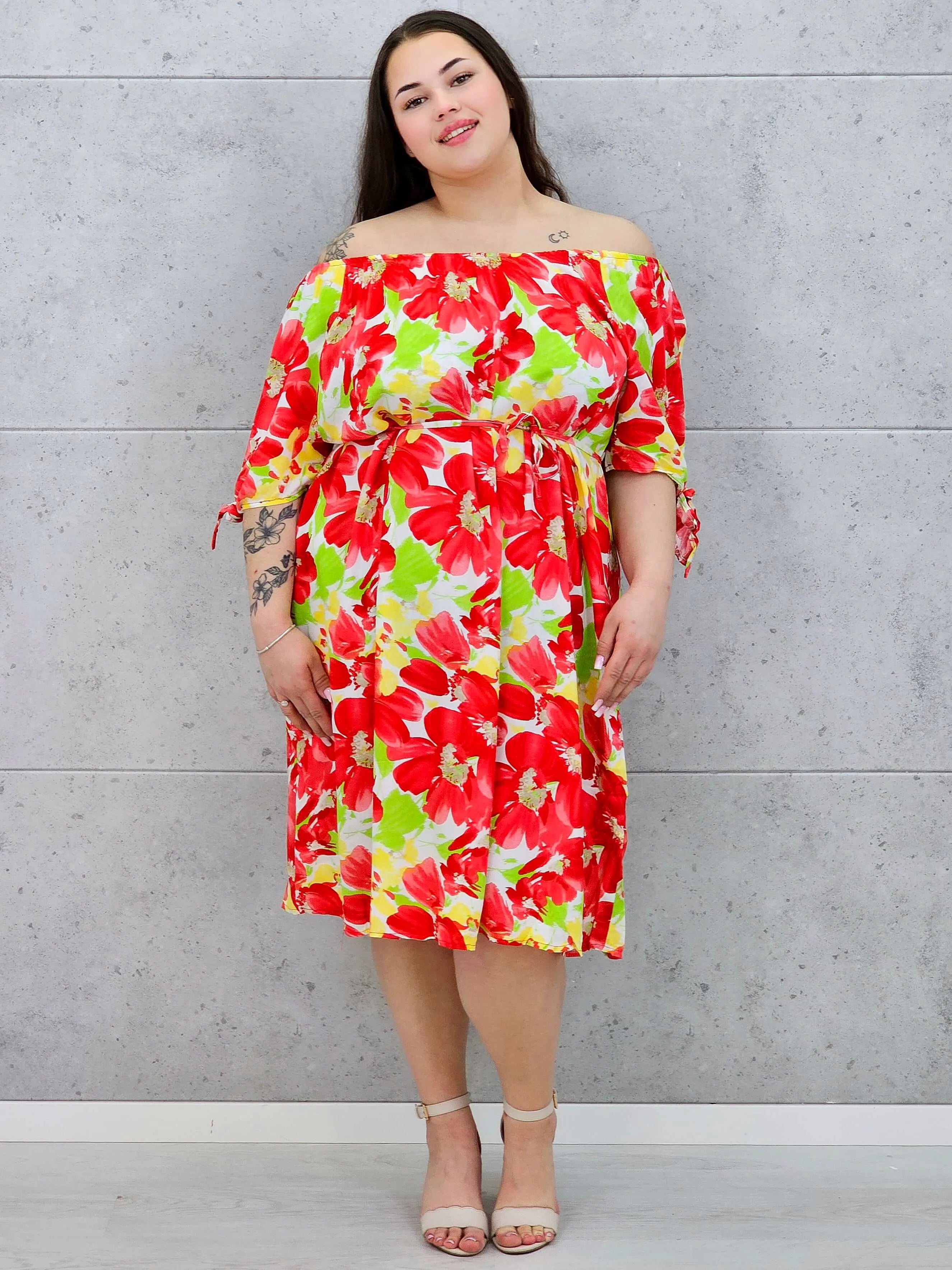 Sukienka hiszpanka midi z wiązanymi rękawami i kwiatowym printem Stylowa XL