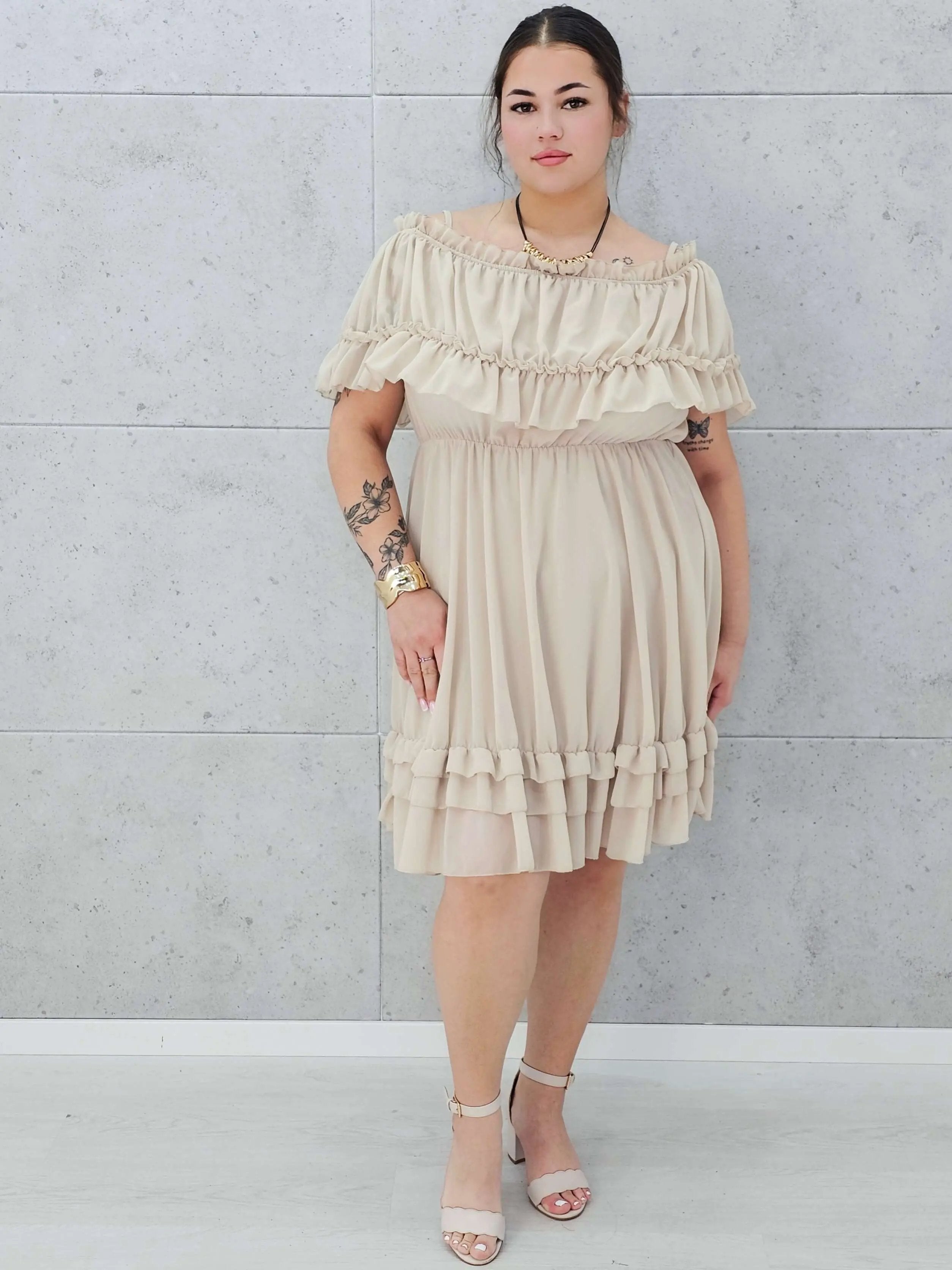 Sukienka hiszpanka mini z falbanami  - beż Stylowa XL