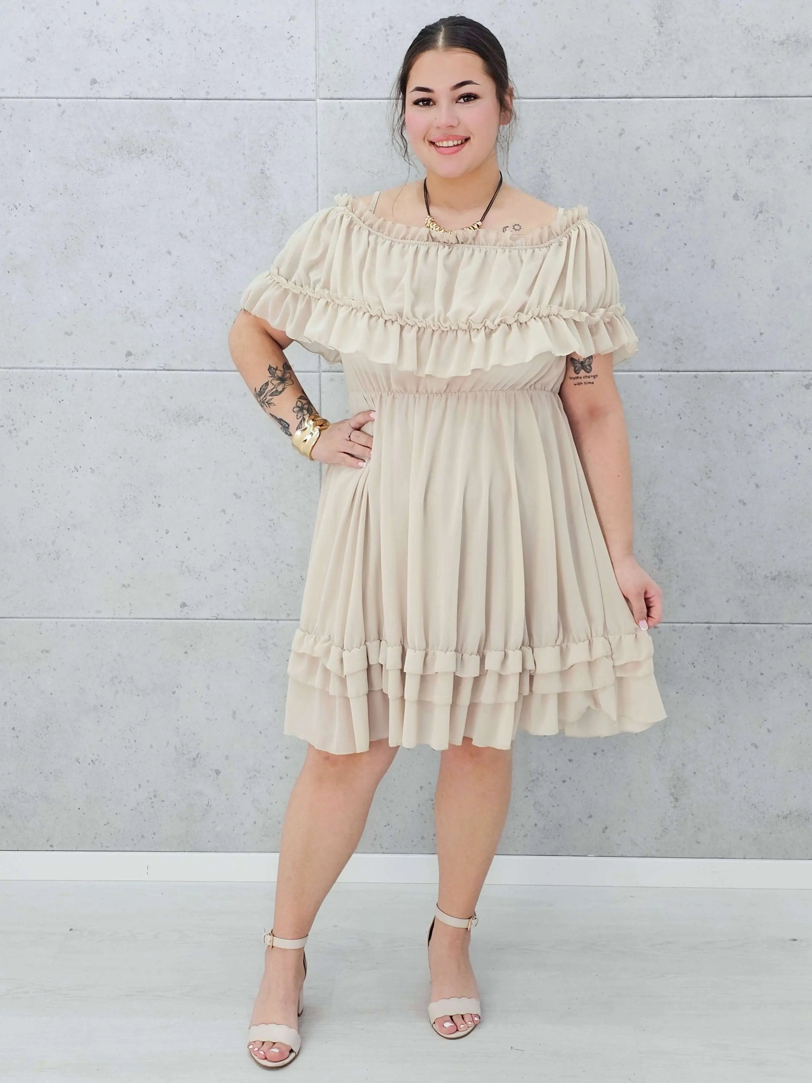 Sukienka hiszpanka mini z falbanami  - beż Stylowa XL