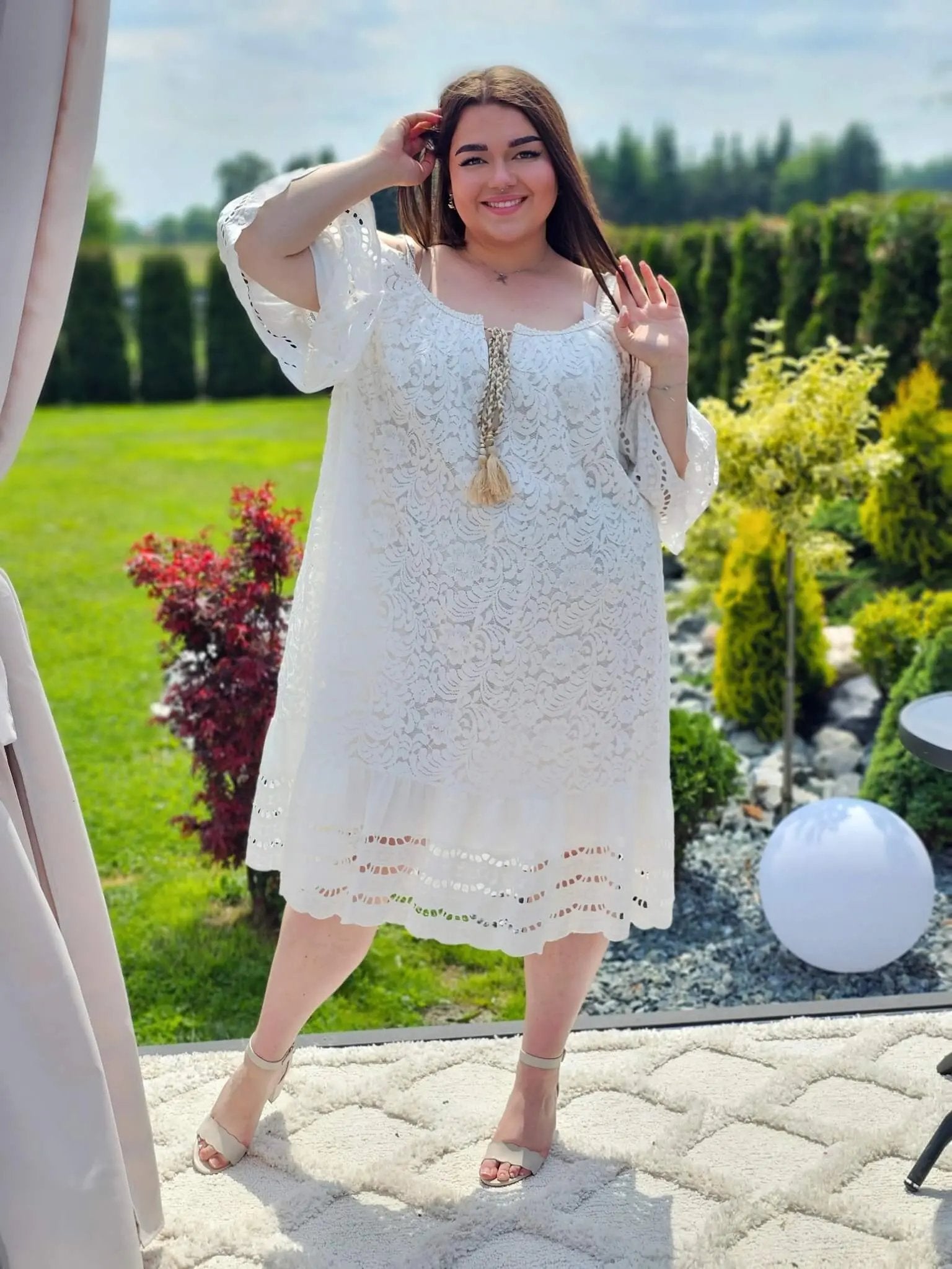 Sukienka hiszpanka z koronką Stylowa XL