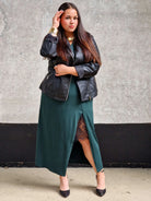 Sukienka kopertowa maxi z koronkową wstawką Stylowa XL