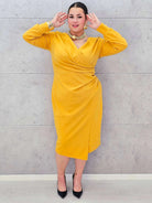 Sukienka kopertowa midi z dekoltem V– moda dla kobiet plus size Stylowa XL